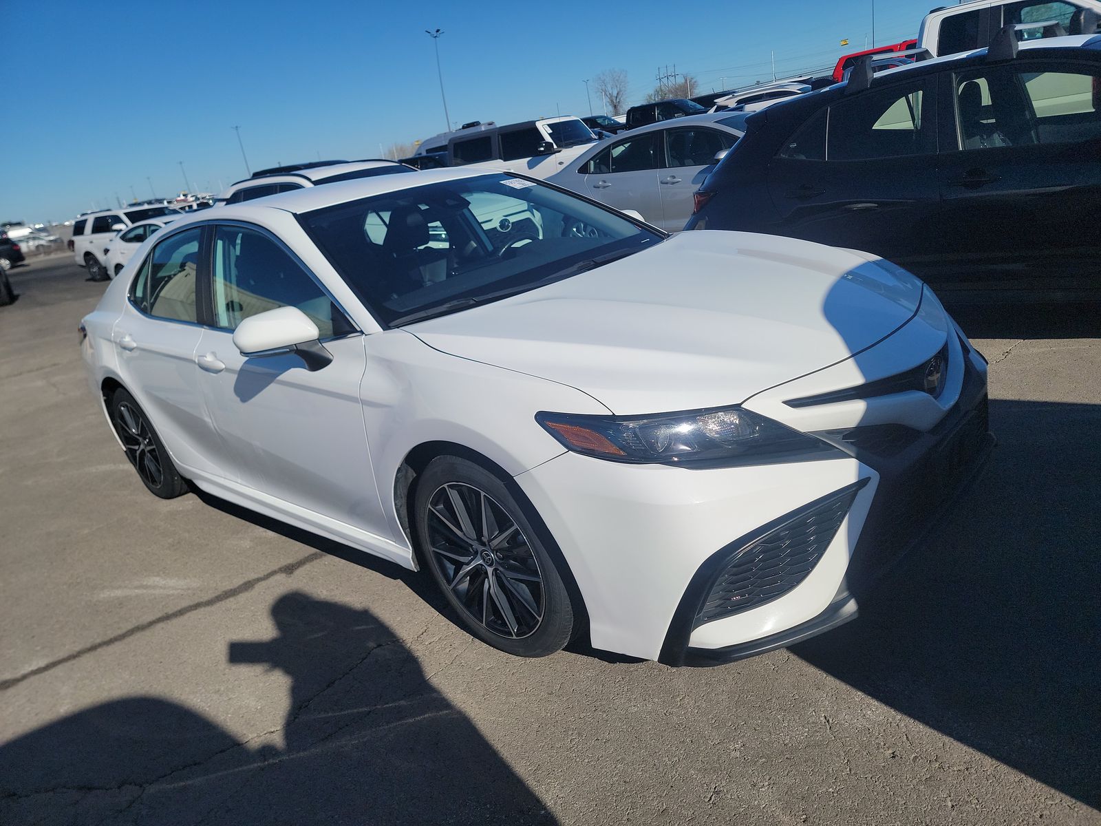 2022 Toyota Camry SE FWD