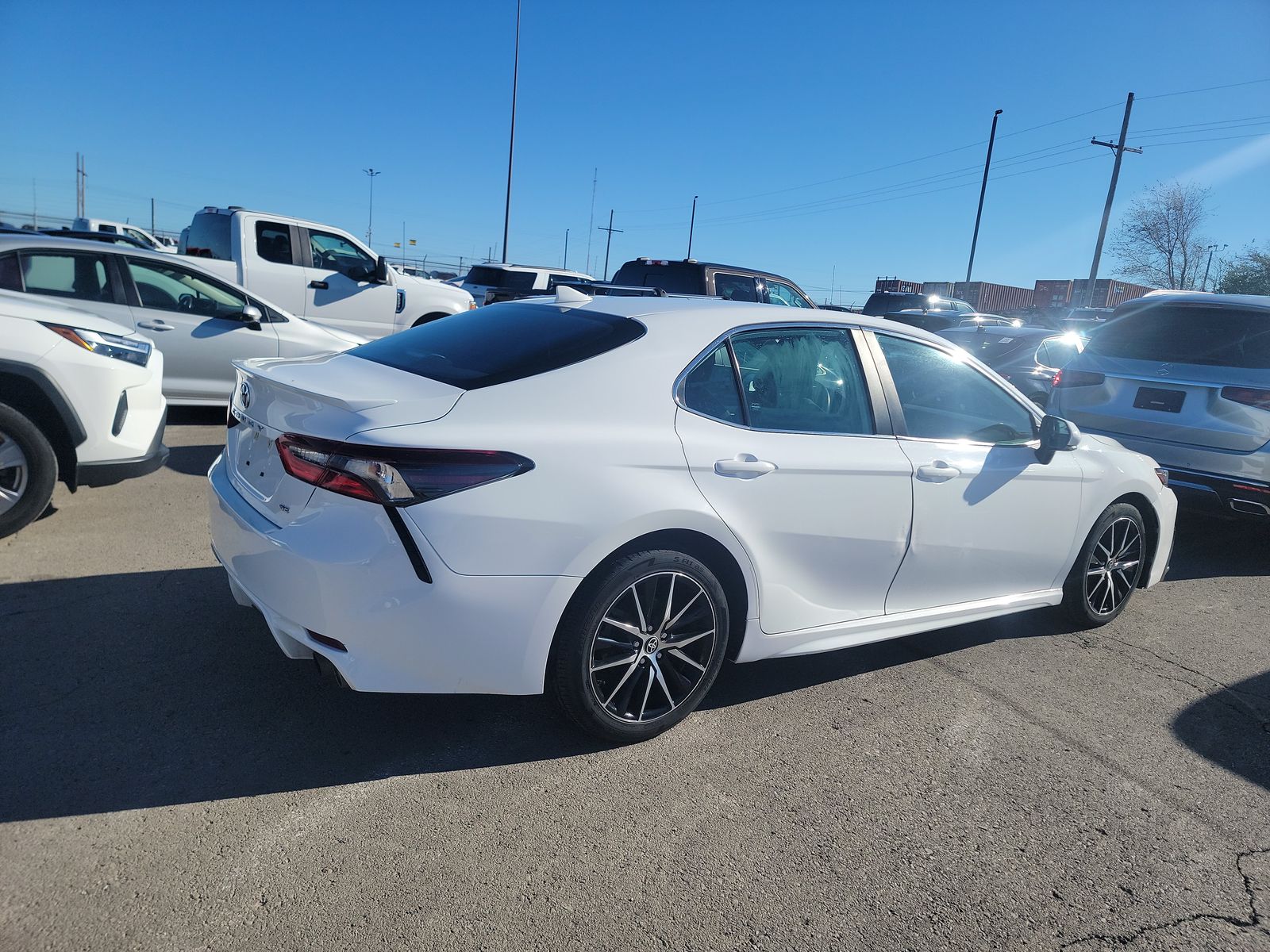 2022 Toyota Camry SE FWD