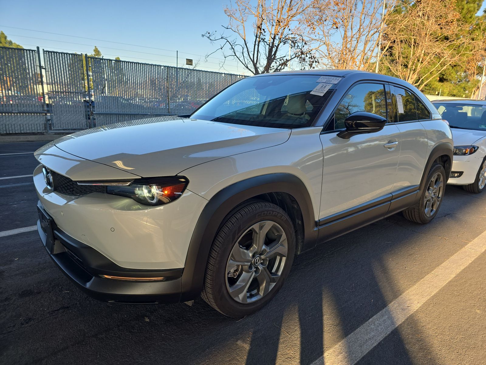 2022 MAZDA MX-30 EV Premium Plus w/Rear Doors