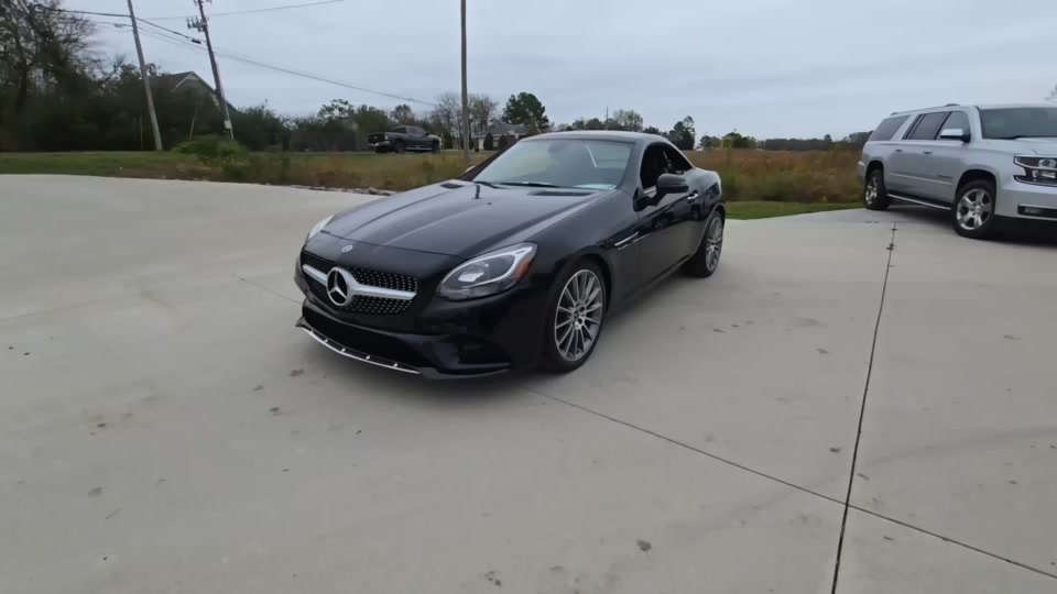 2020 Mercedes-Benz SLC 300