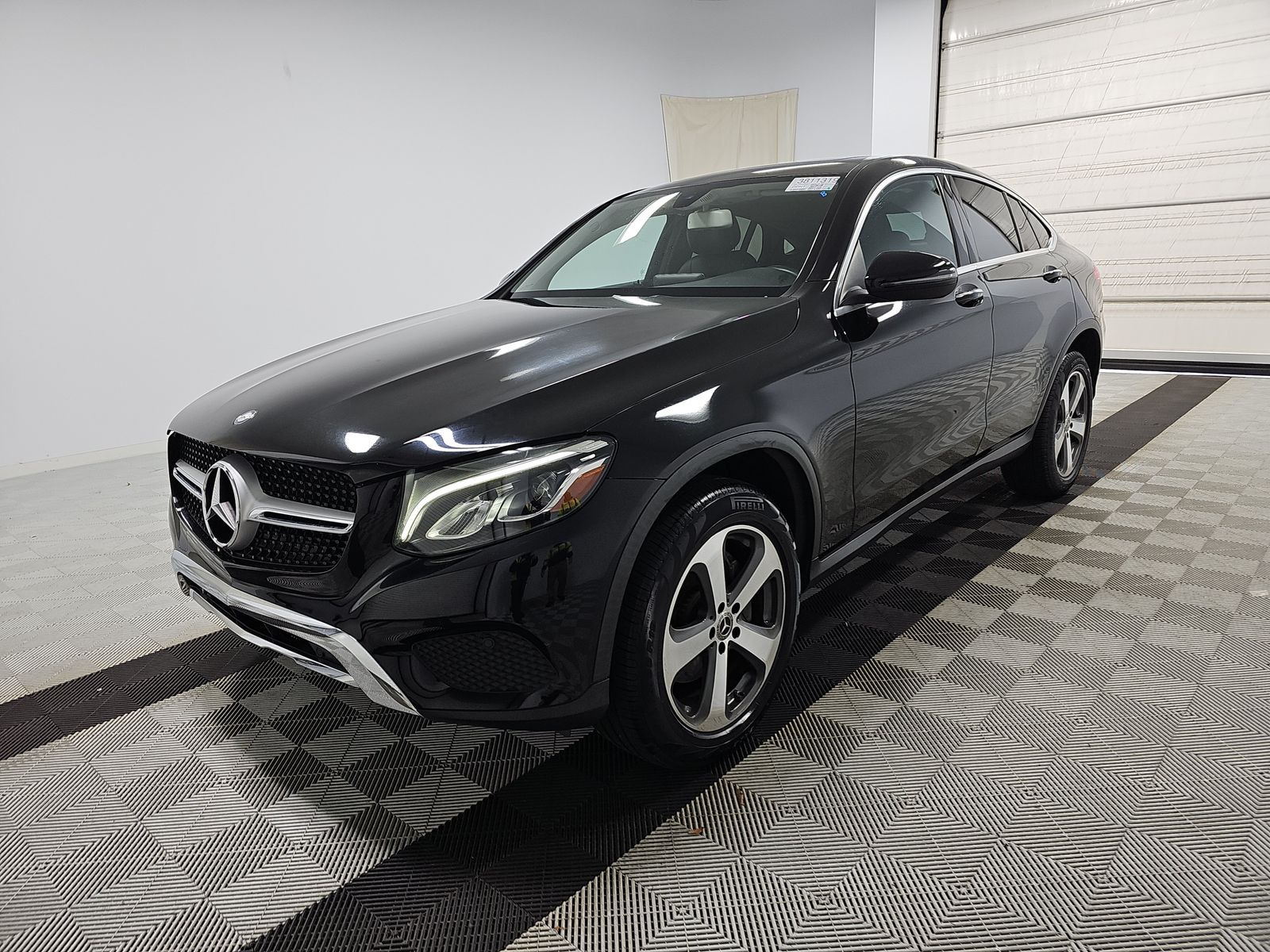 2017 Mercedes-Benz GLC 300 4MATIC