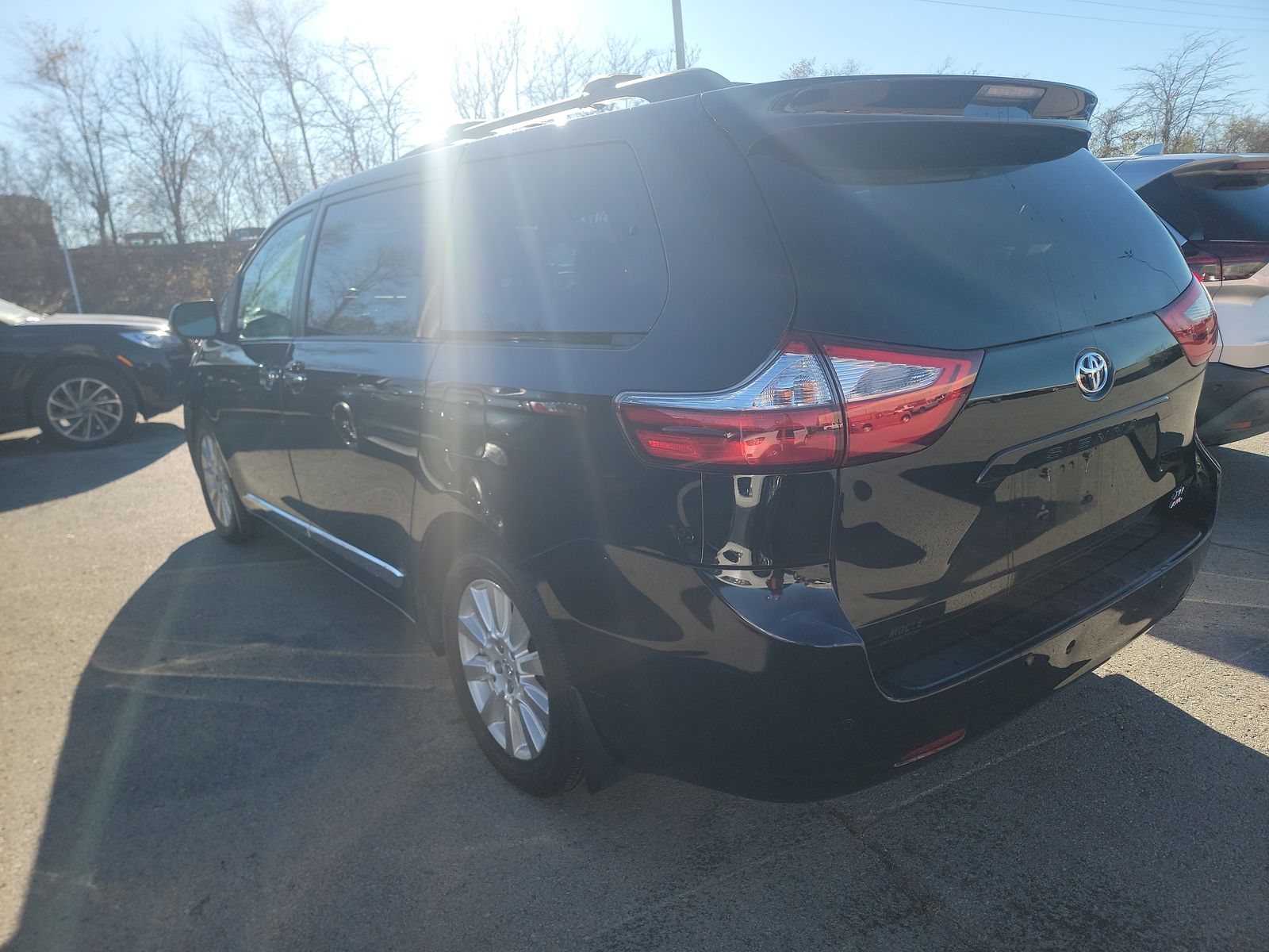 2017 Toyota Sienna XLE Premium AWD