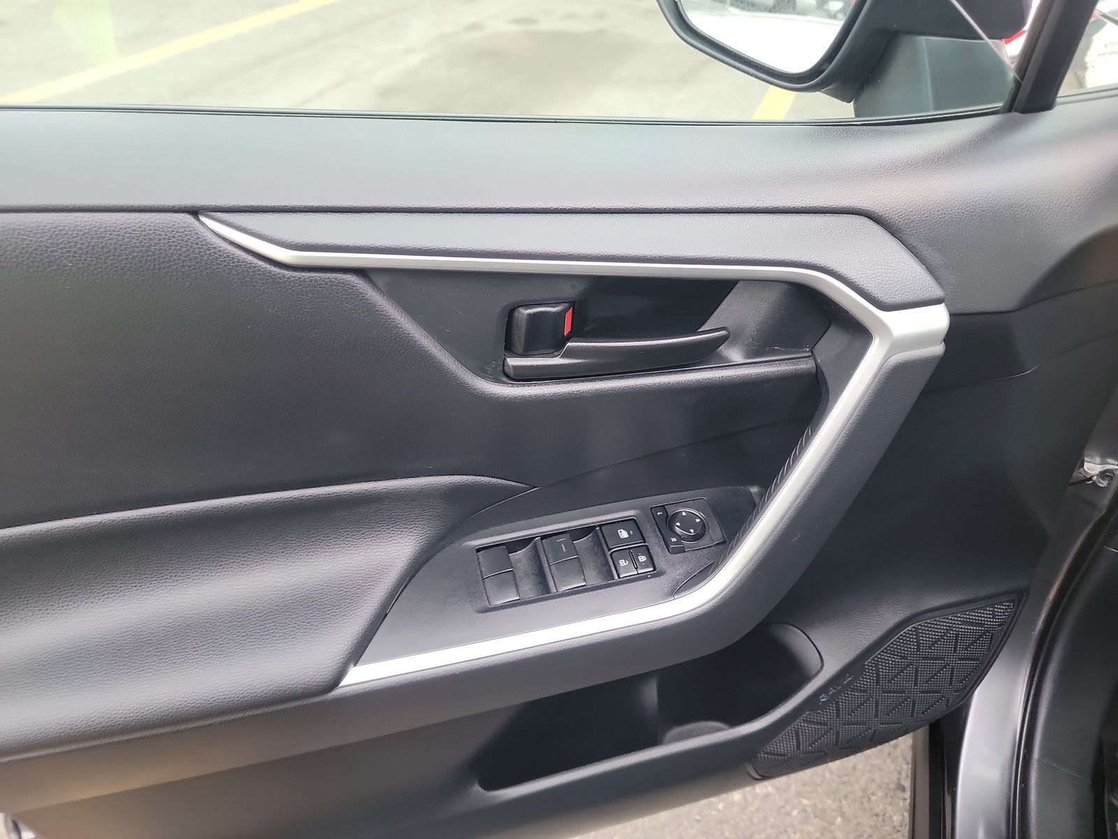 2019 Toyota RAV4 LE AWD