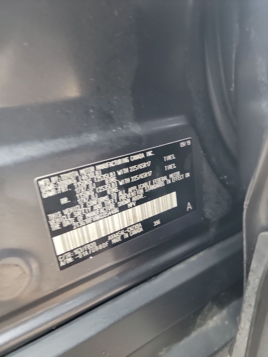 2019 Toyota RAV4 LE AWD