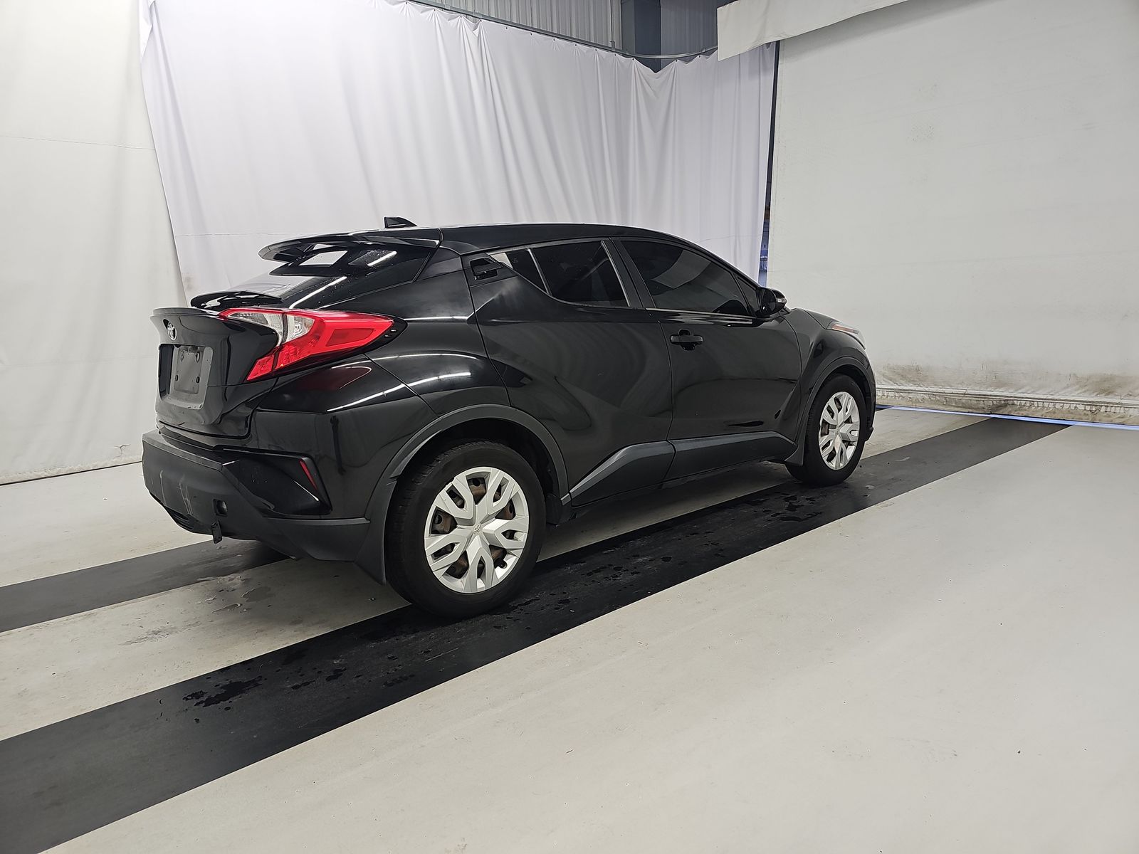 2021 Toyota C-HR LE FWD