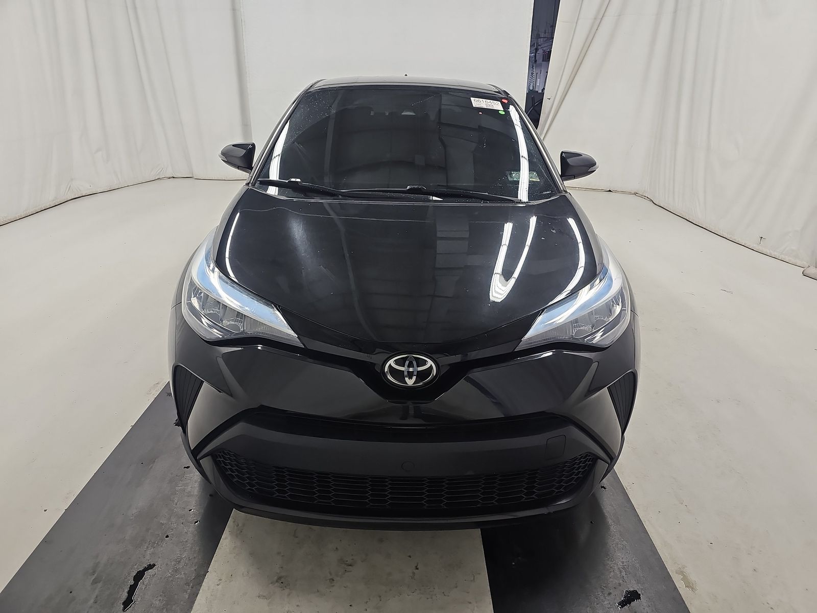 2021 Toyota C-HR LE FWD