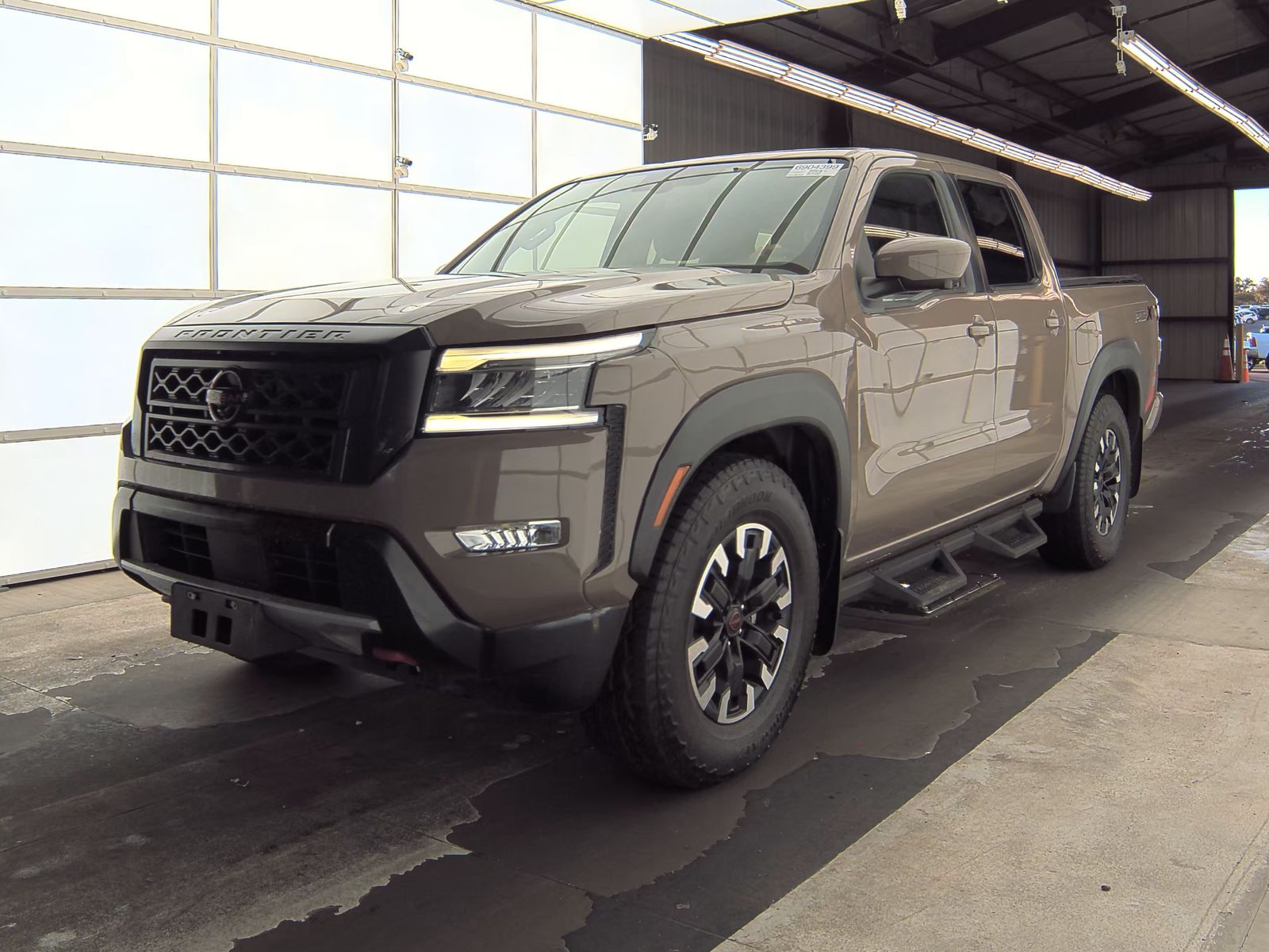 2023 Nissan Frontier SV Crew Cab Short Bed