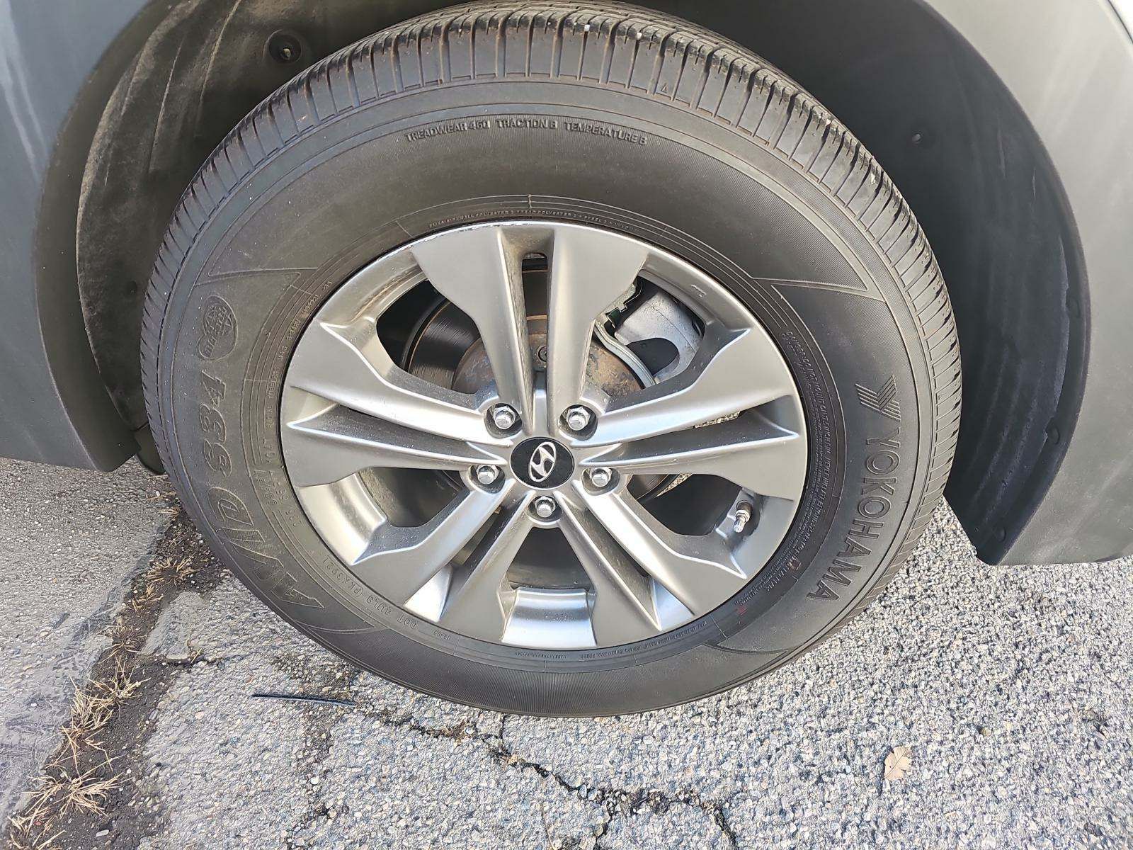 2016 Hyundai Santa Fe Sport Base FWD