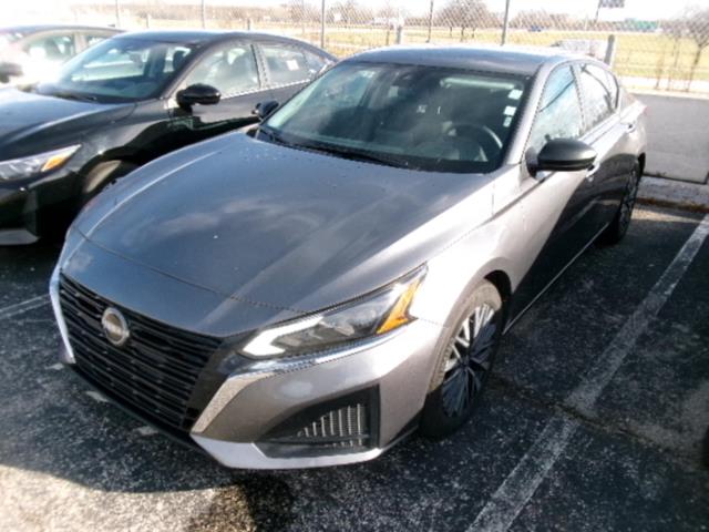 2024 Nissan Altima SV