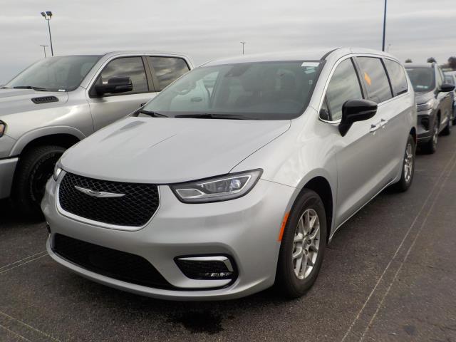 2024 Chrysler Pacifica Touring L 121.6