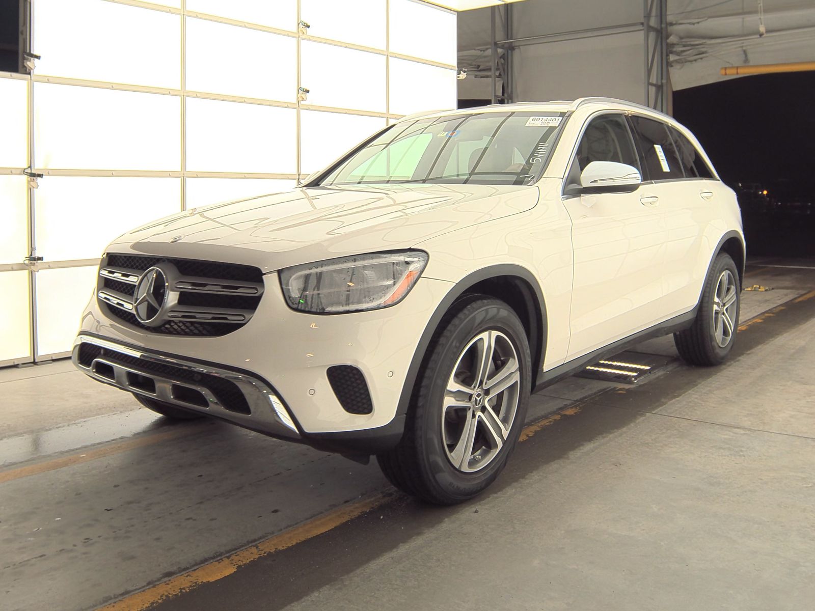 2021 Mercedes-Benz GLC 300