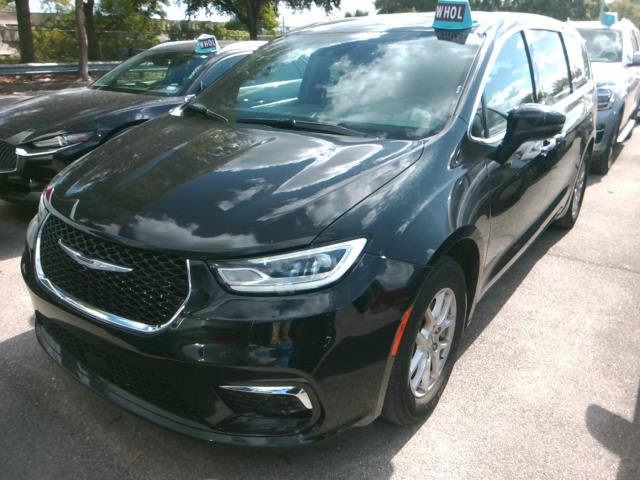 2023 Chrysler Pacifica Touring 121.6