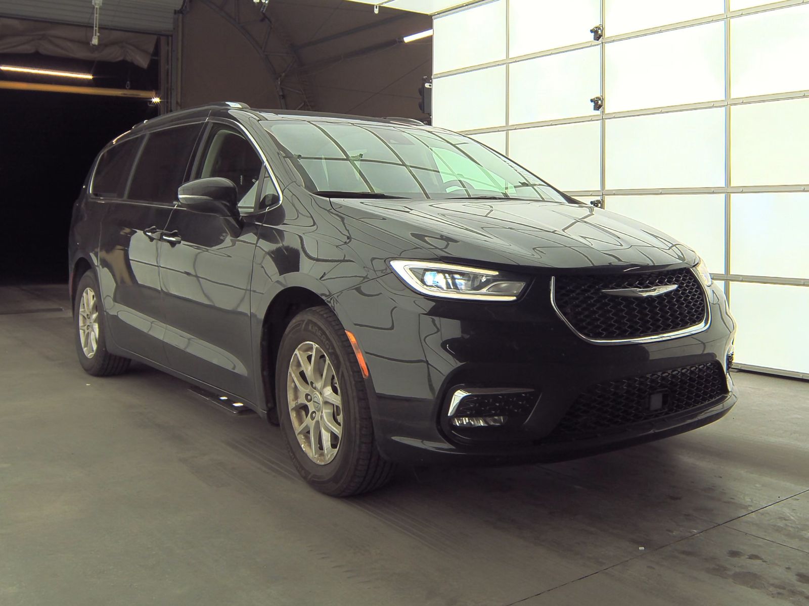 2021 Chrysler Pacifica Touring L FWD