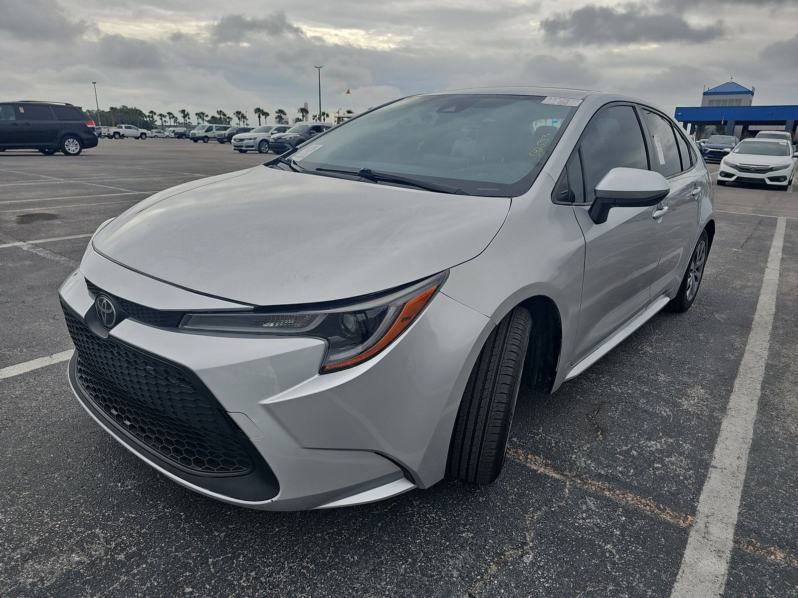 2021 Toyota Corolla LE Sedan