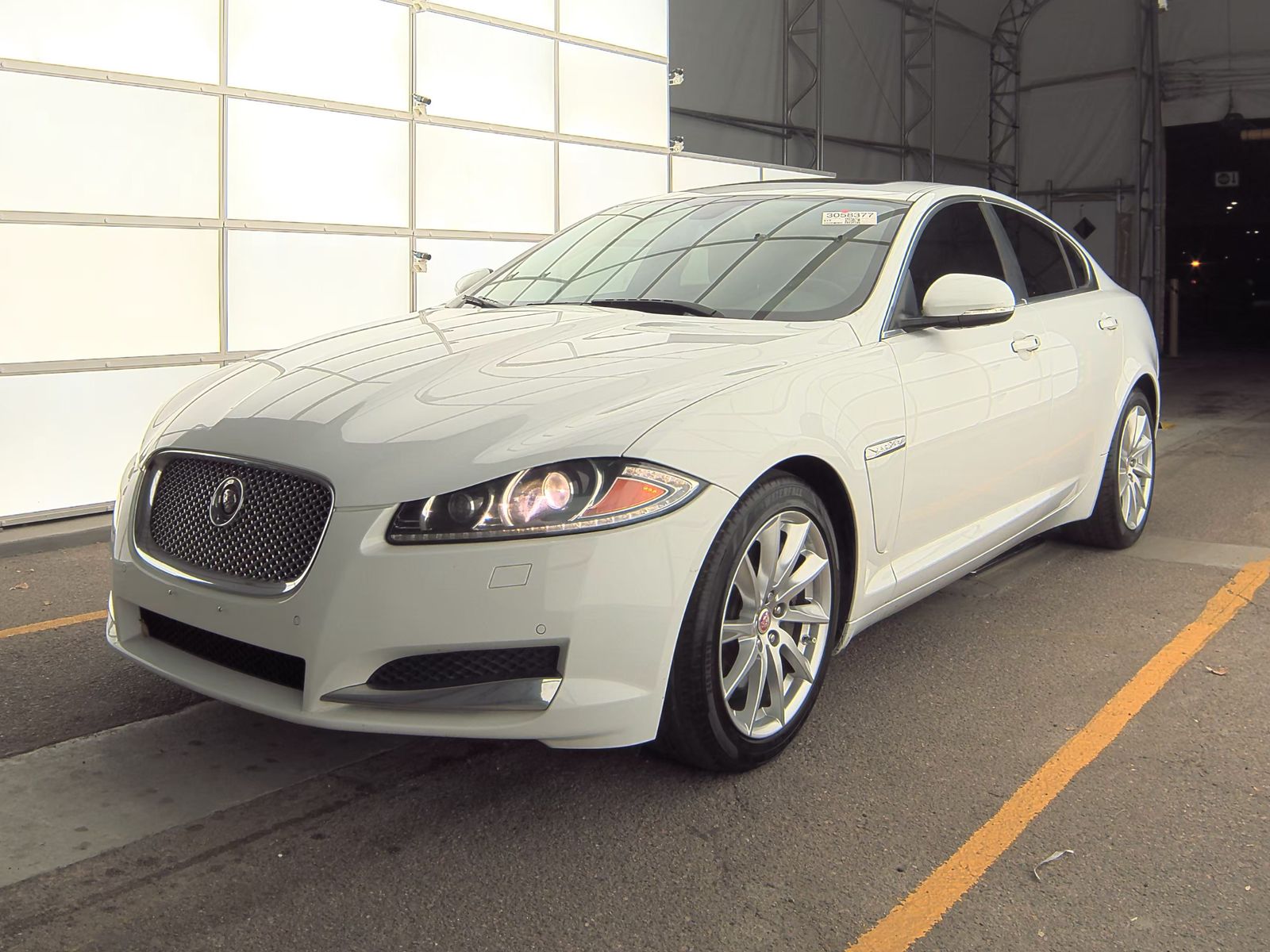 2015 Jaguar XF 2.0T Premium RWD