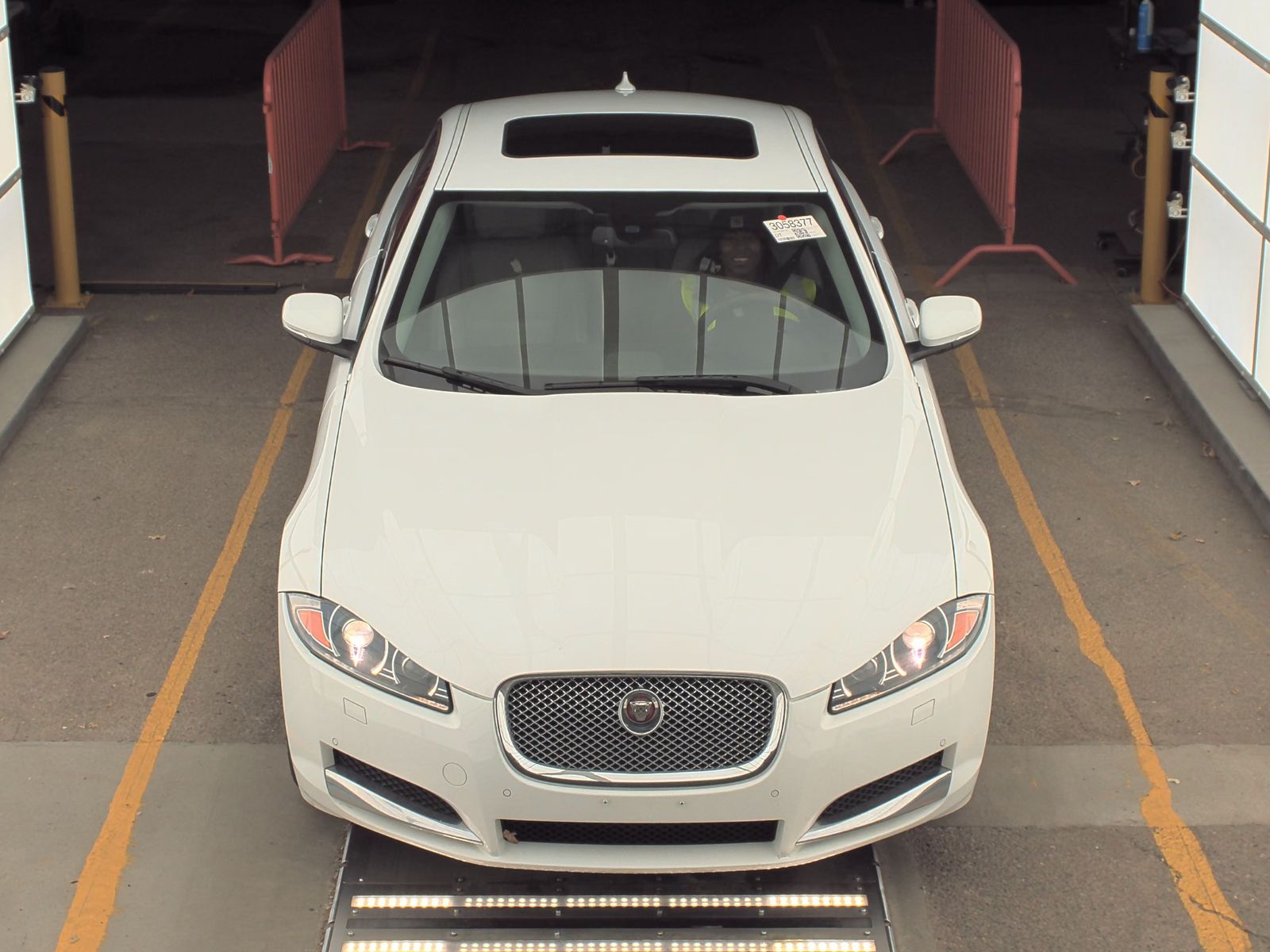 2015 Jaguar XF 2.0T Premium RWD