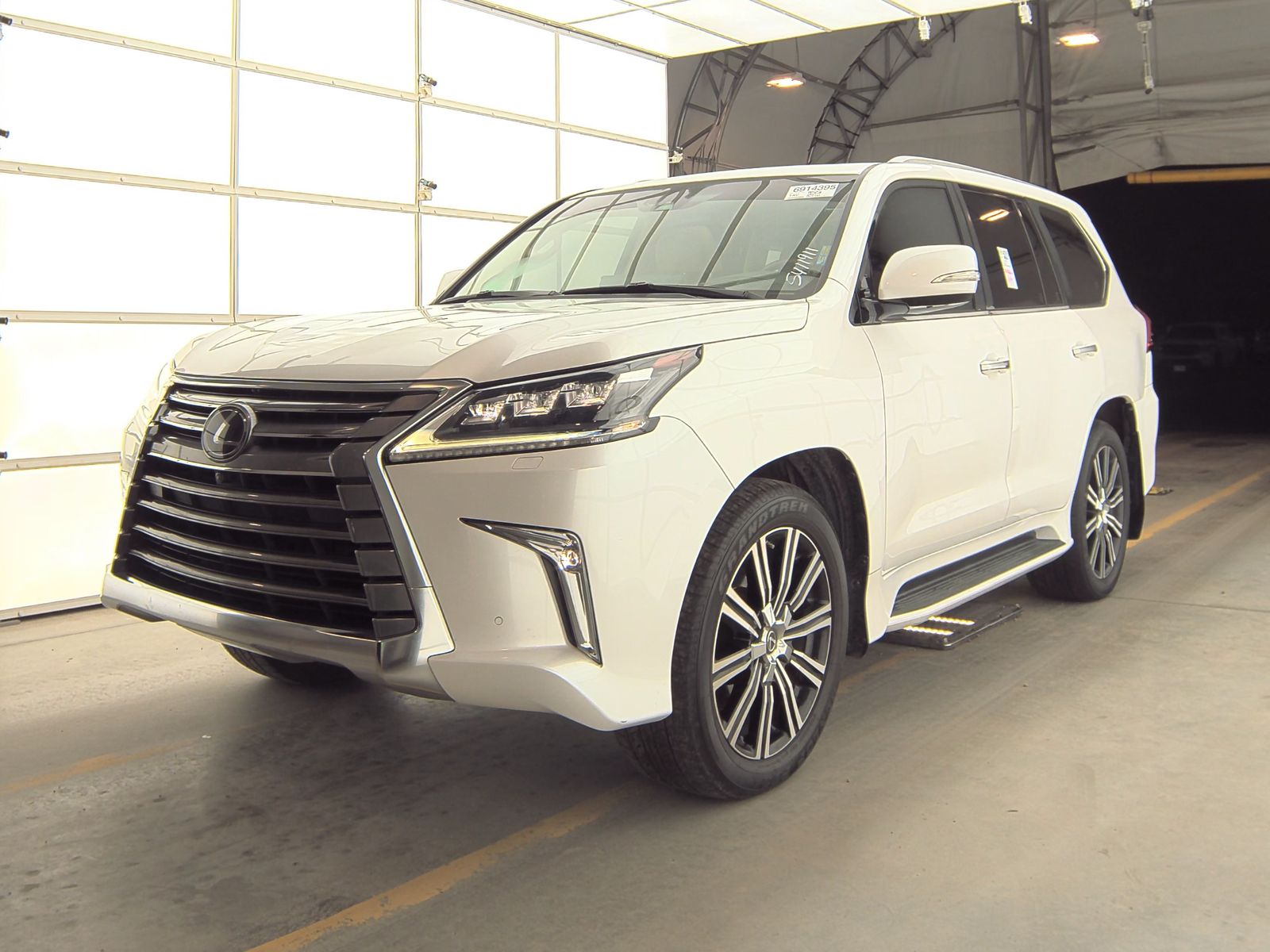 2018 Lexus LX 570 Three-Row