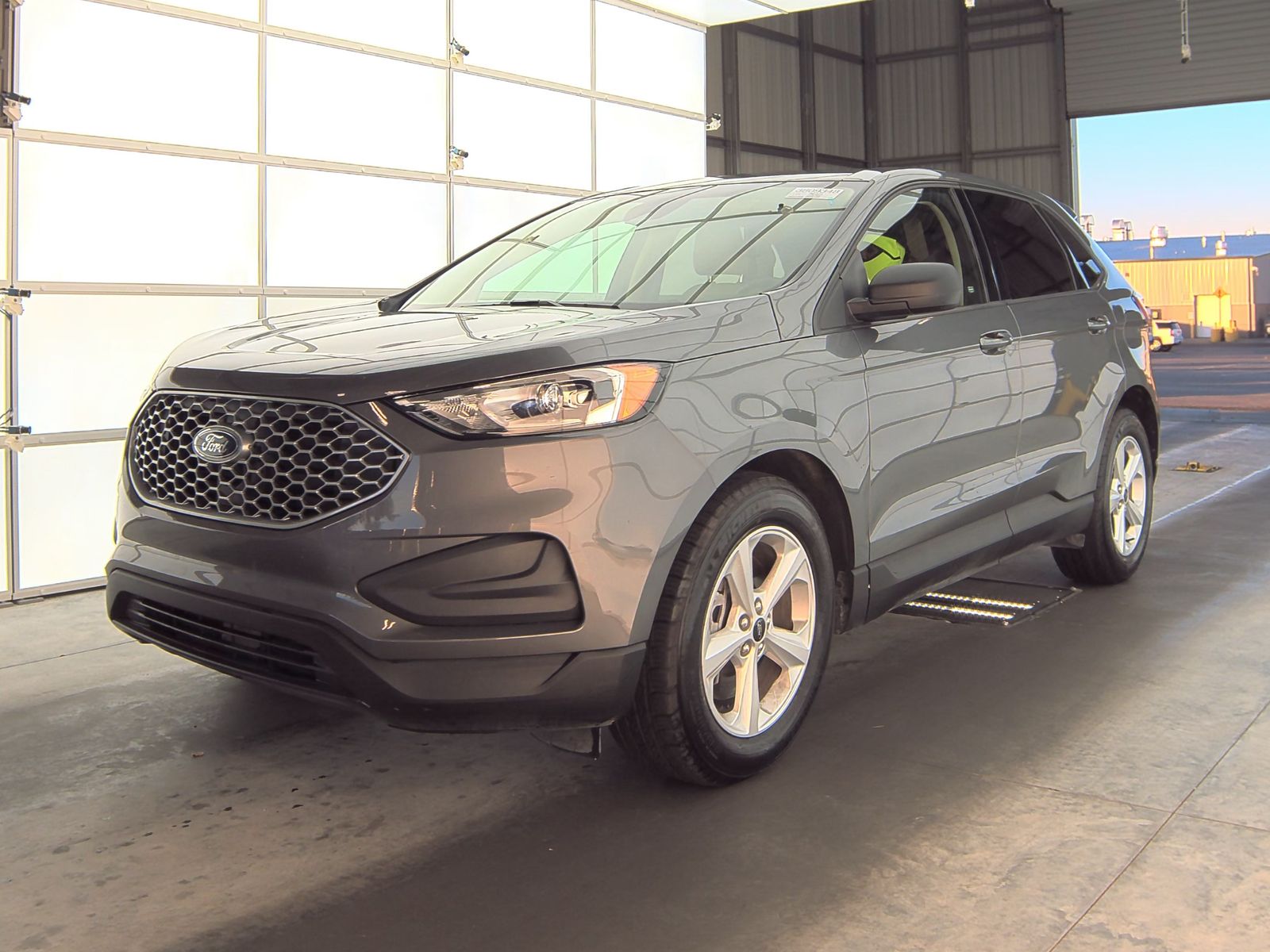 2024 Ford Edge SE