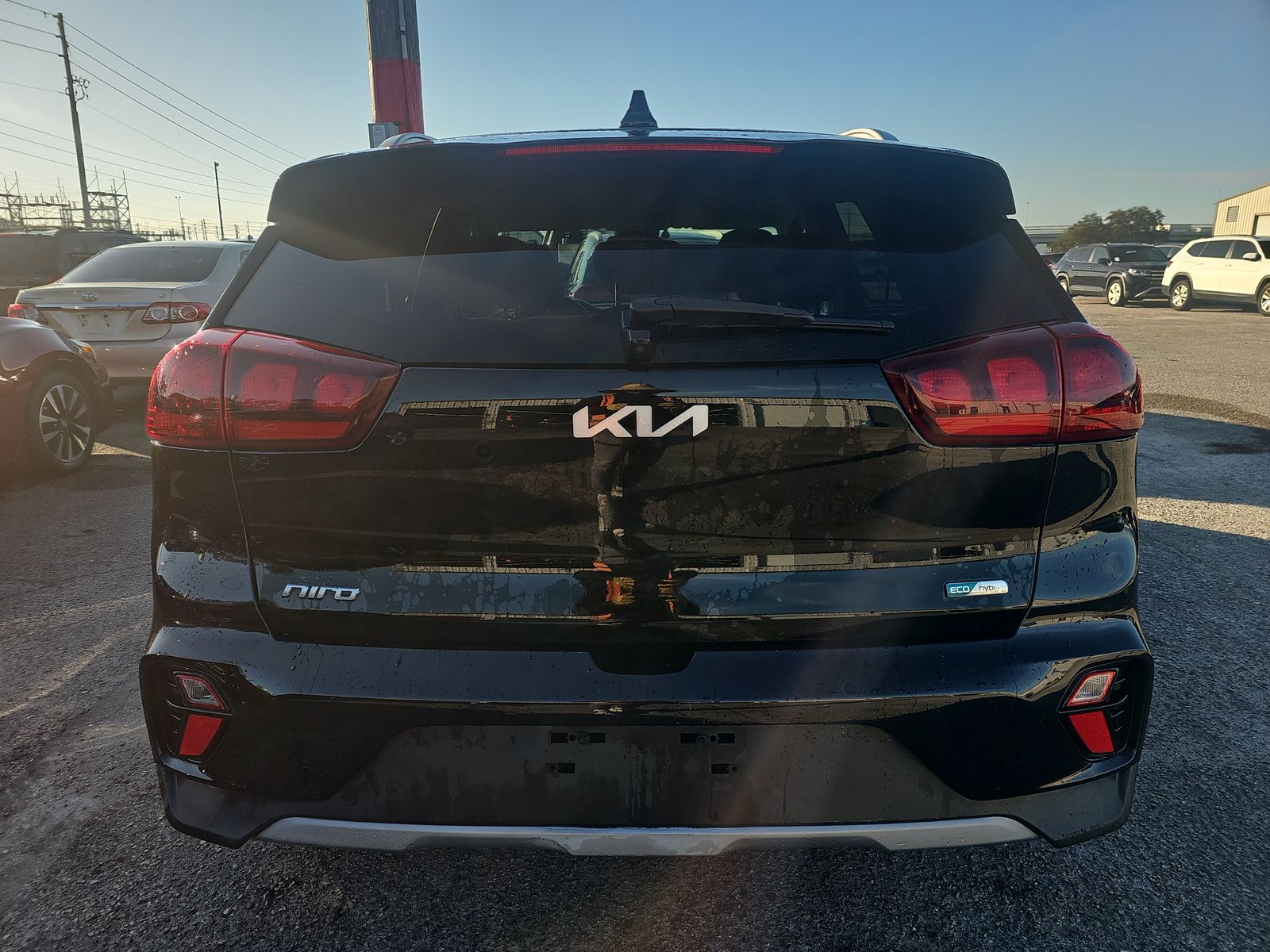 2022 Kia Niro LXS FWD