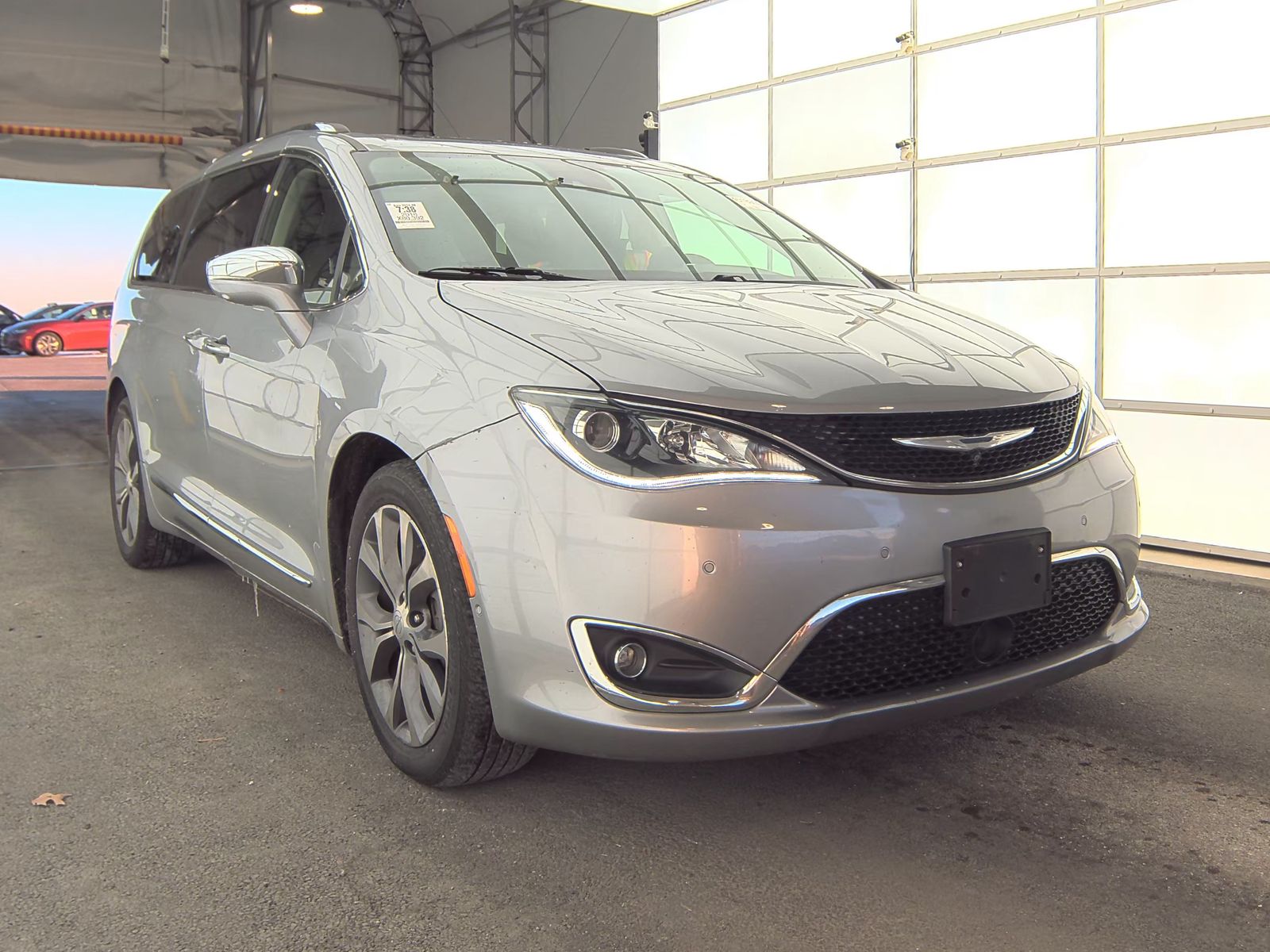 2018 Chrysler Pacifica Limited FWD