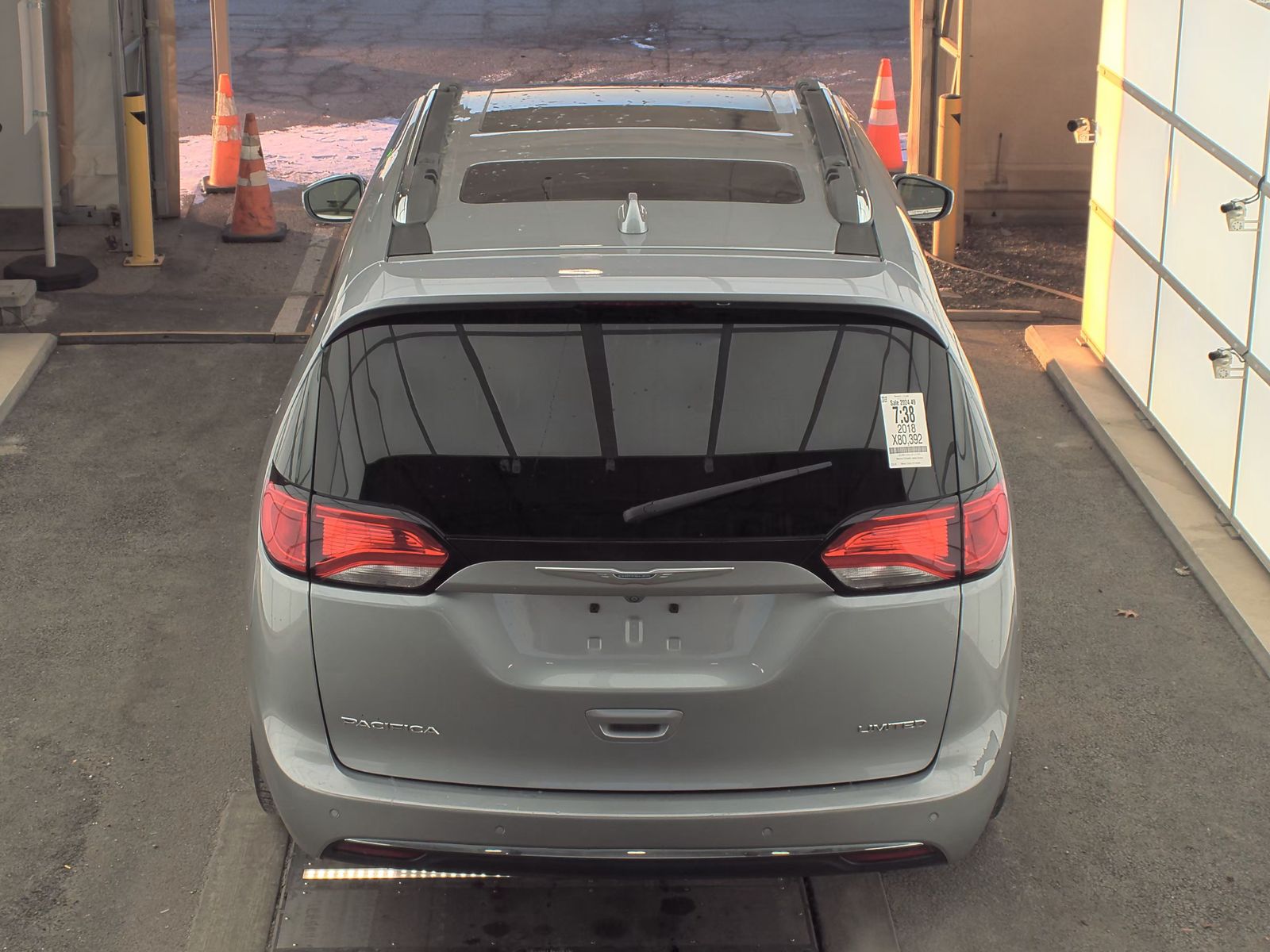 2018 Chrysler Pacifica Limited FWD