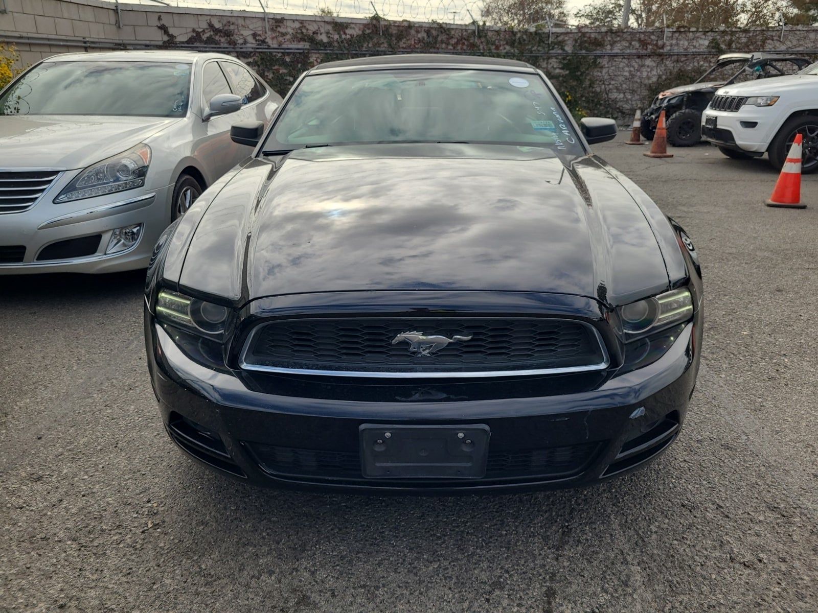 2014 Ford Mustang V6 RWD