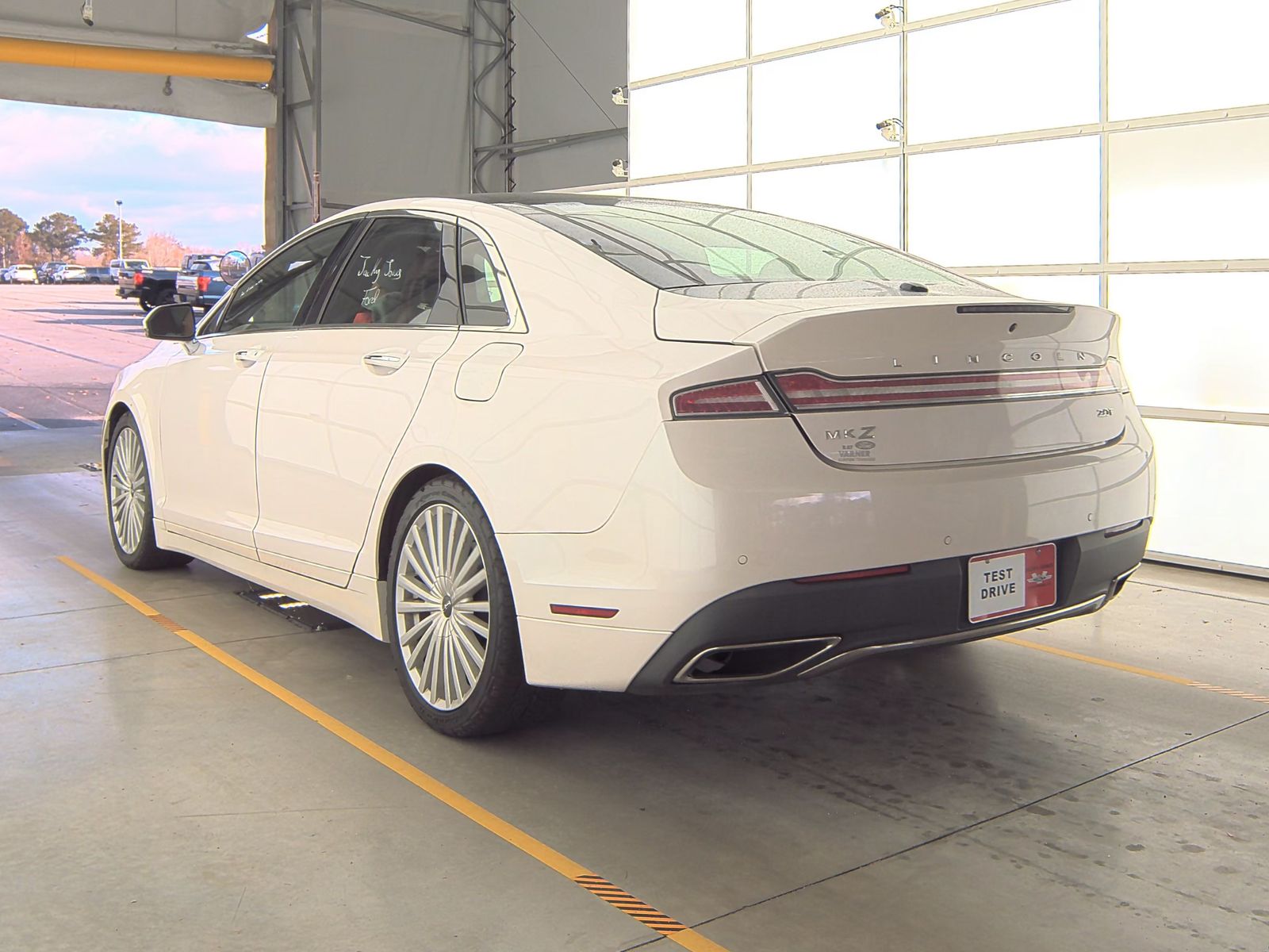 2017 Lincoln MKZ Reserve FWD