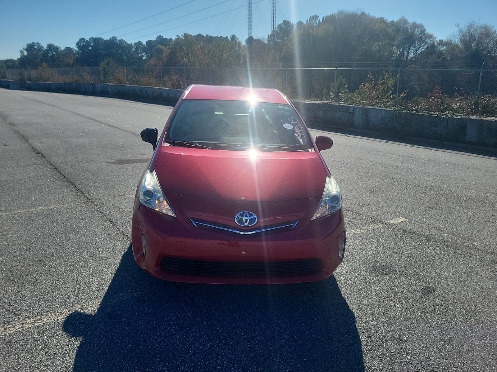 2014 Toyota Prius v Three FWD