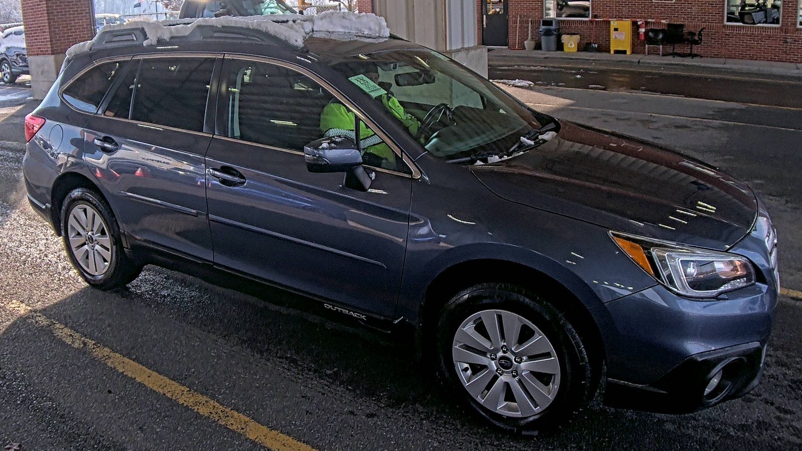 2017 Subaru Outback 2.5i Premium AWD