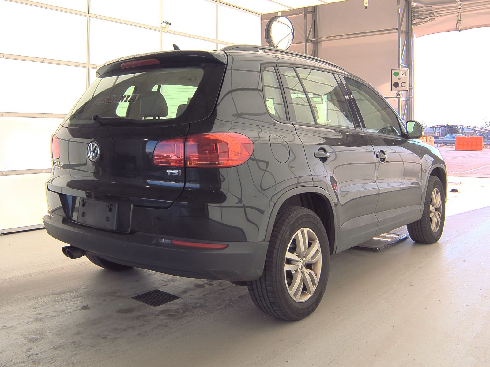 2017 Volkswagen Tiguan 2.0T S FWD