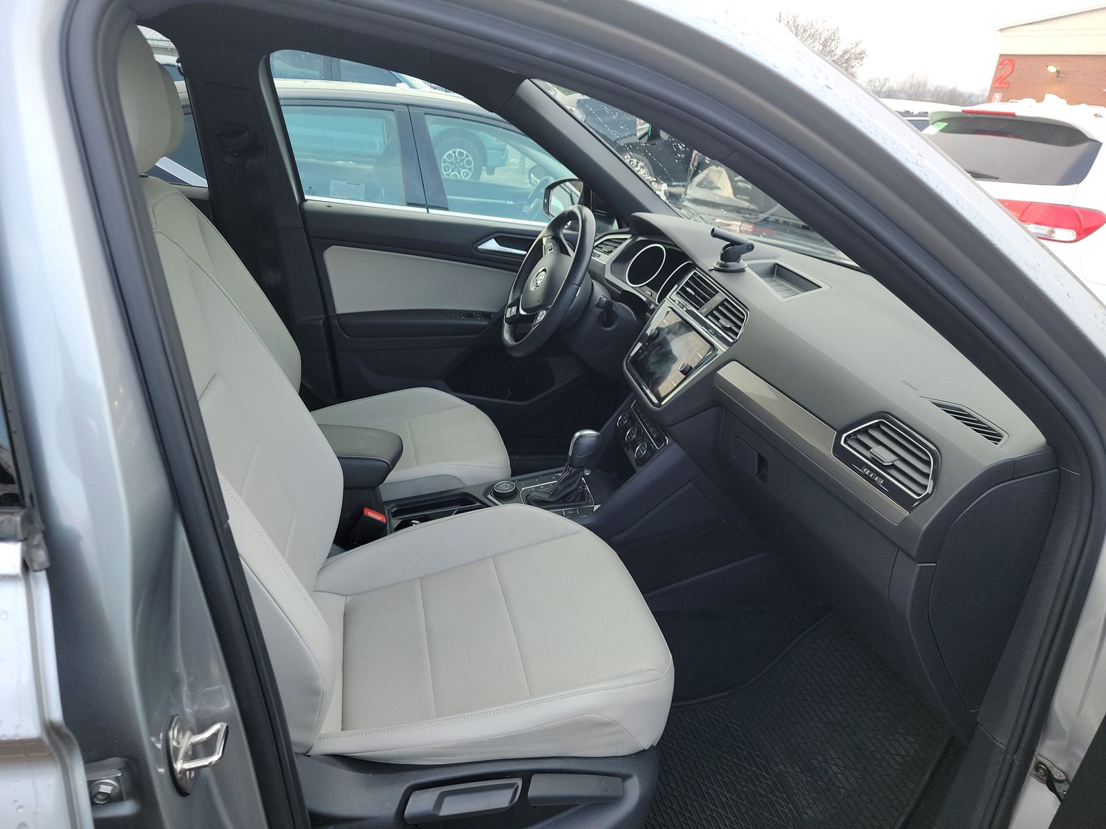 2021 Volkswagen Tiguan 2.0T SE R-Line Black AWD