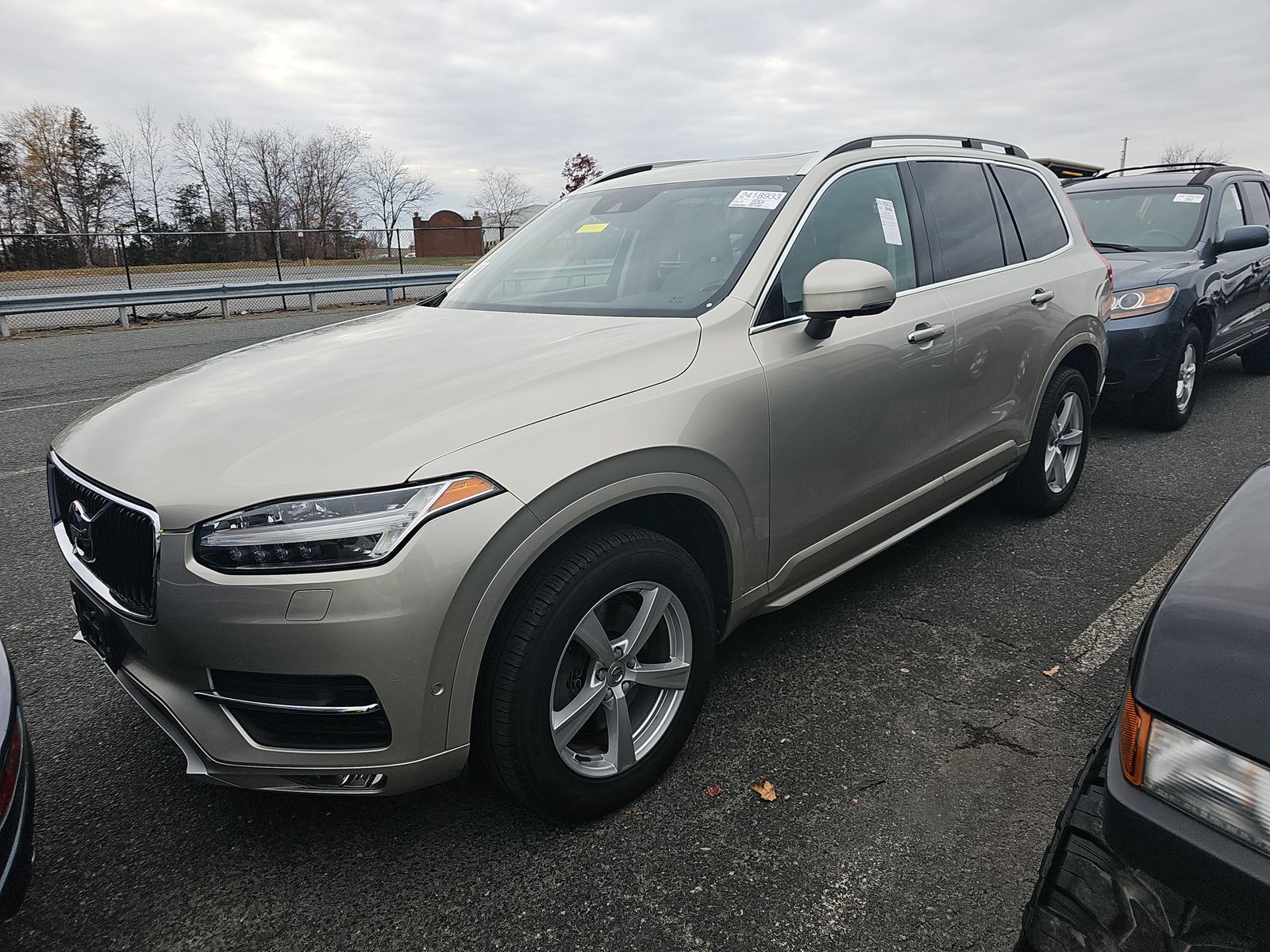 2018 Volvo XC90 T5 Momentum 5-Passenger