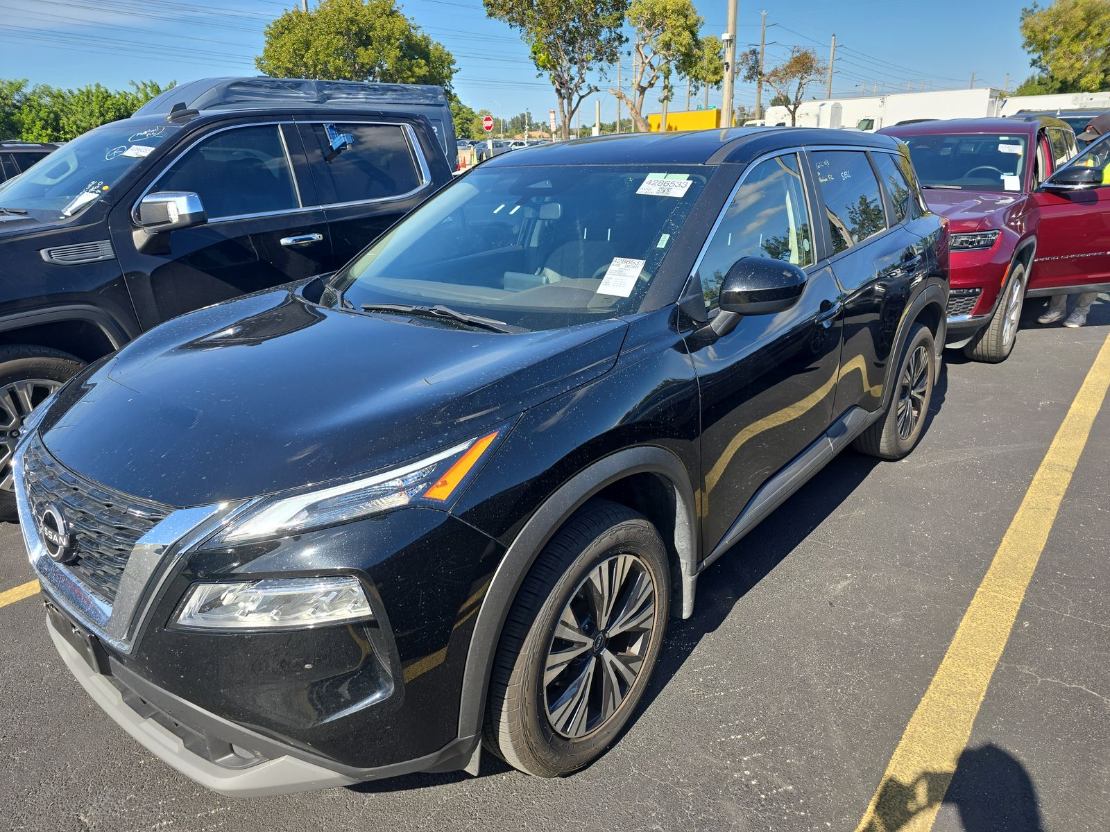 2023 Nissan Rogue SV