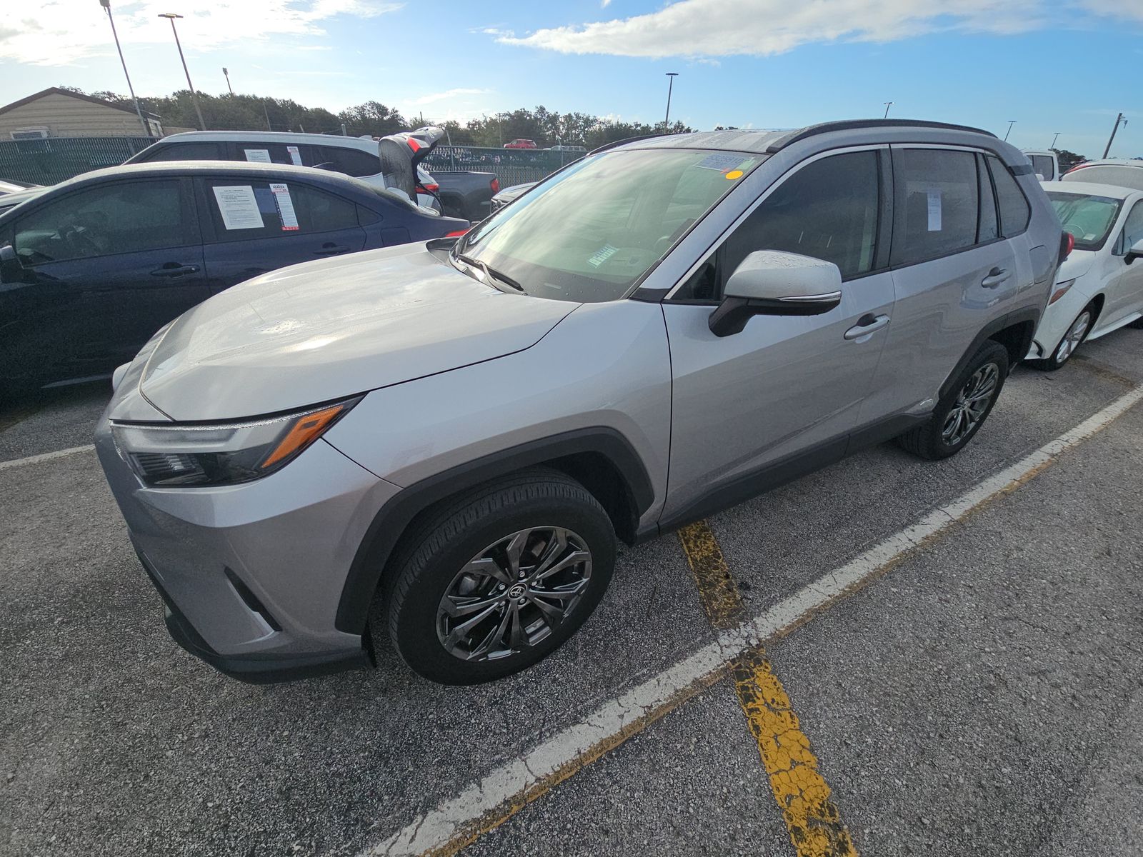 2022 Toyota RAV4 Hybrid XLE Premium