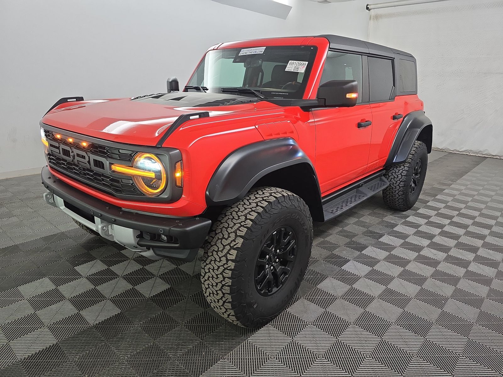 2023 Ford Bronco Raptor Advanced