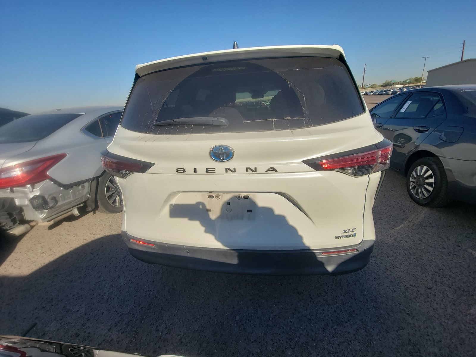 2021 Toyota Sienna XLE FWD