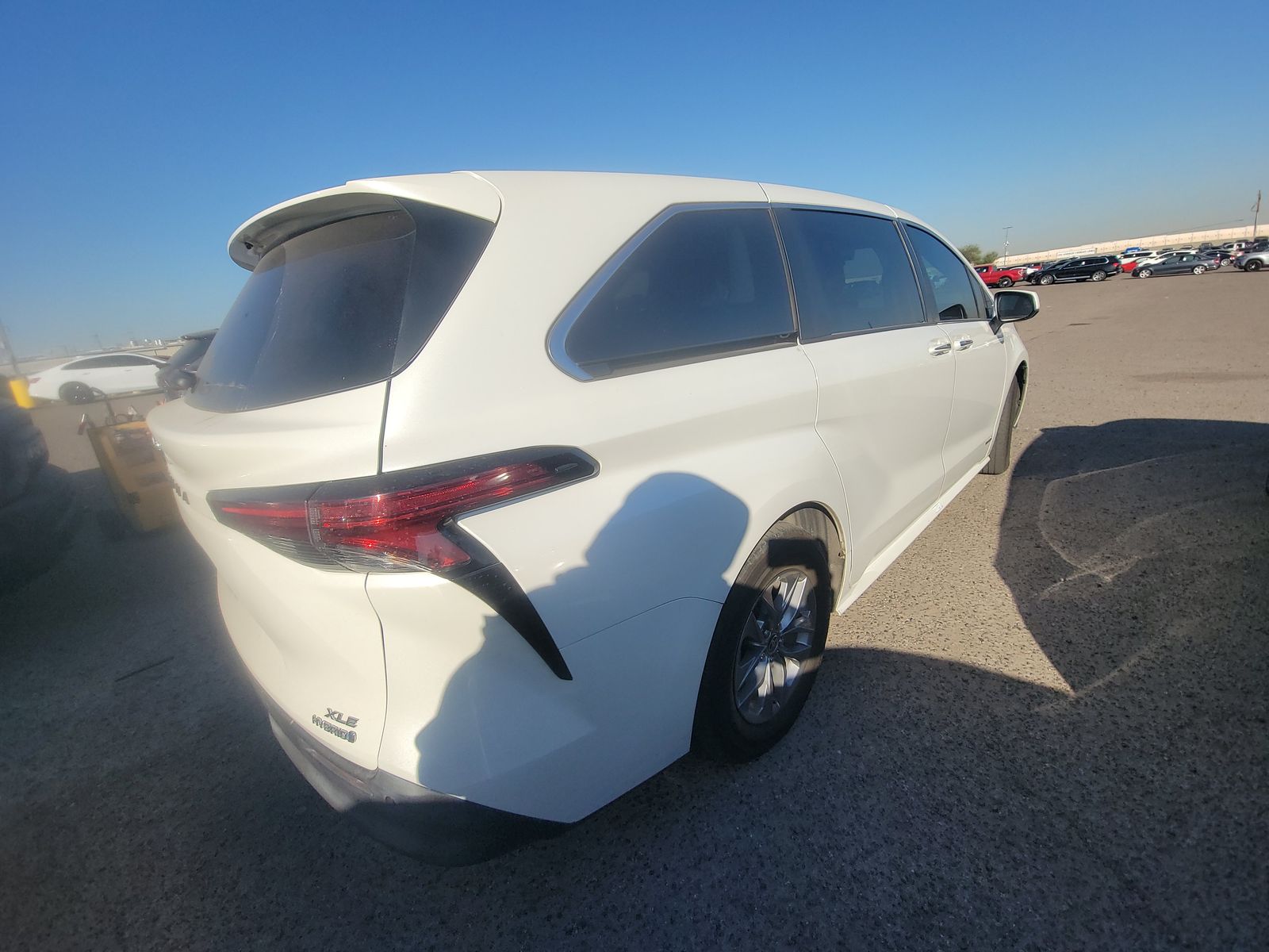 2021 Toyota Sienna XLE FWD