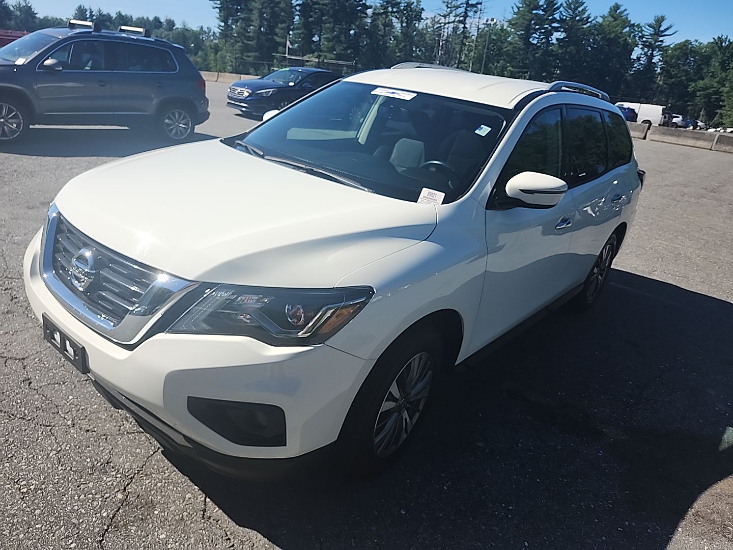 2019 Nissan Pathfinder SV