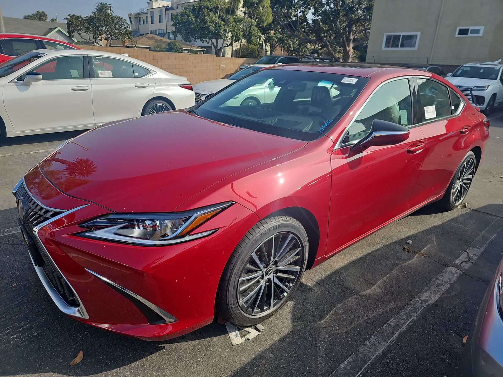 2025 Lexus ES 300h
