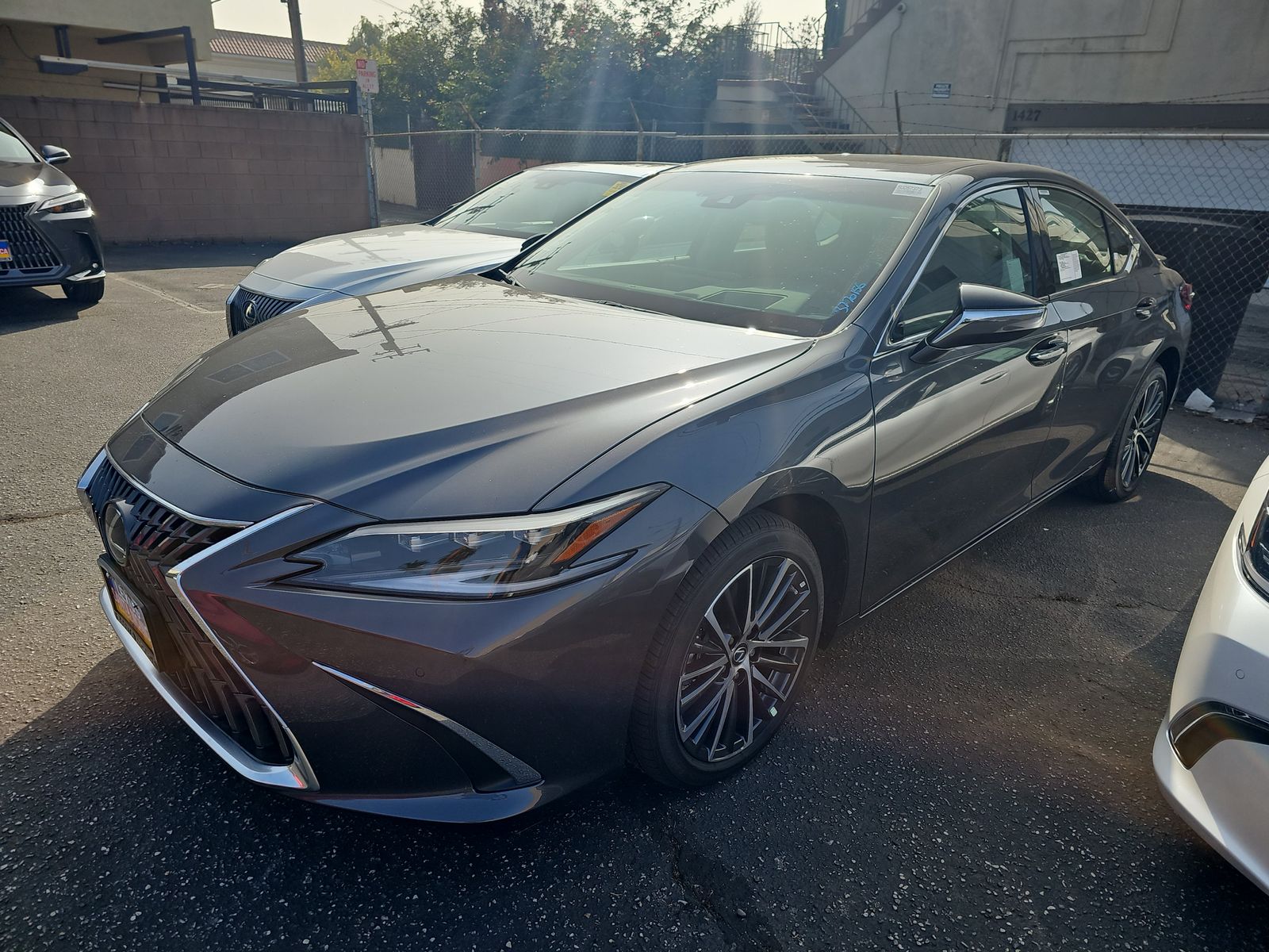 2025 Lexus ES 300h