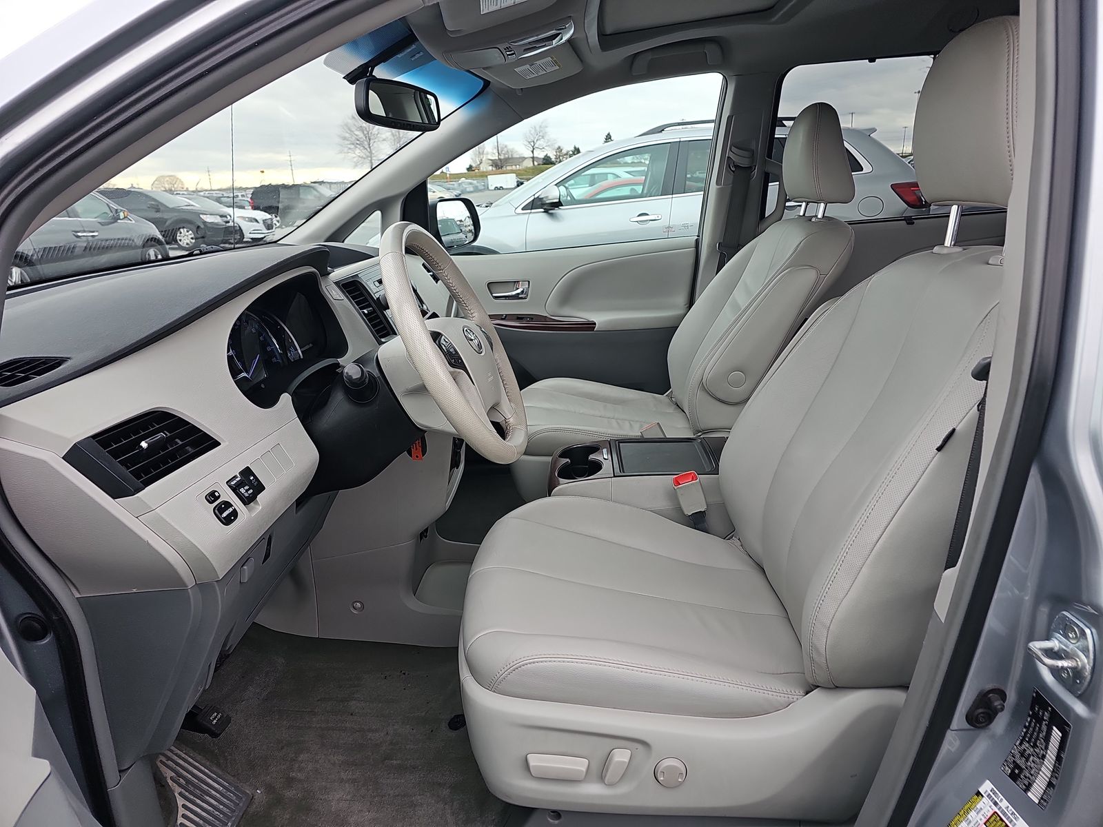 2014 Toyota Sienna XLE AWD