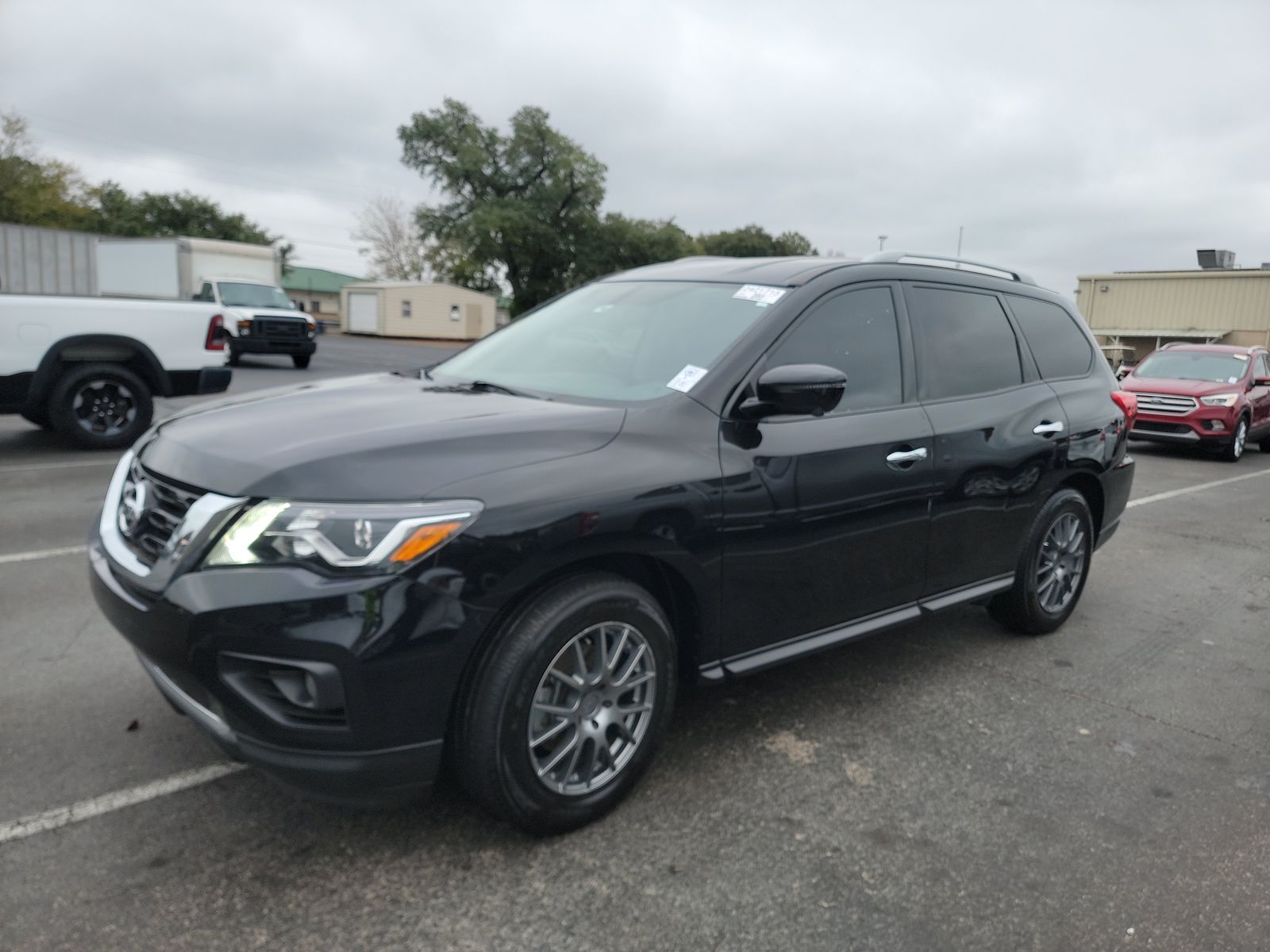 2019 Nissan Pathfinder SL FWD