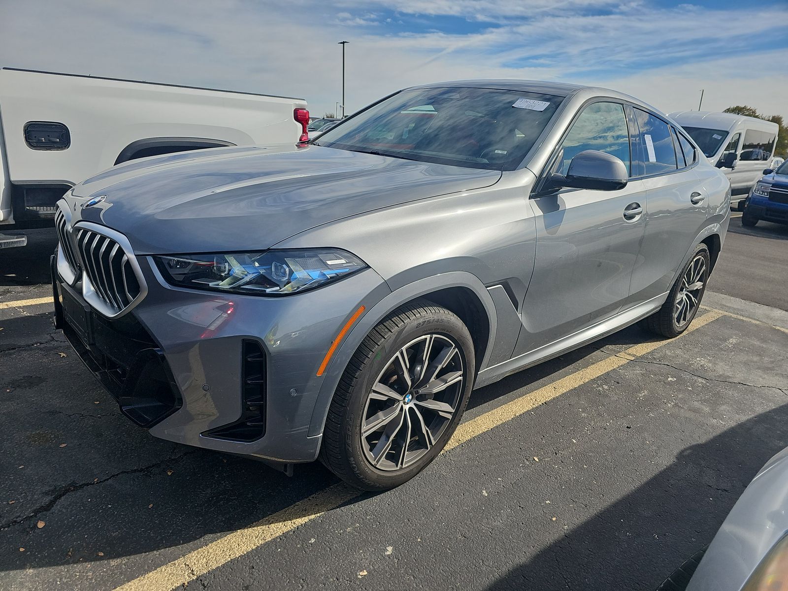 2024 BMW X6 Sports Activity Coupe xDrive40i