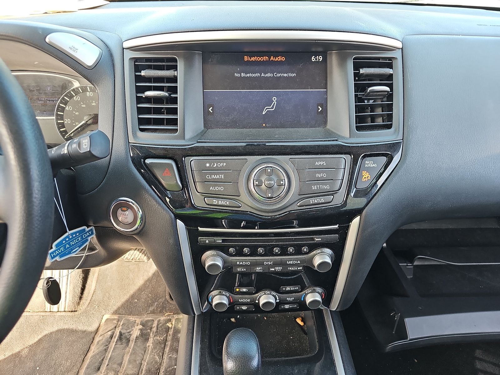 2020 Nissan Pathfinder S FWD