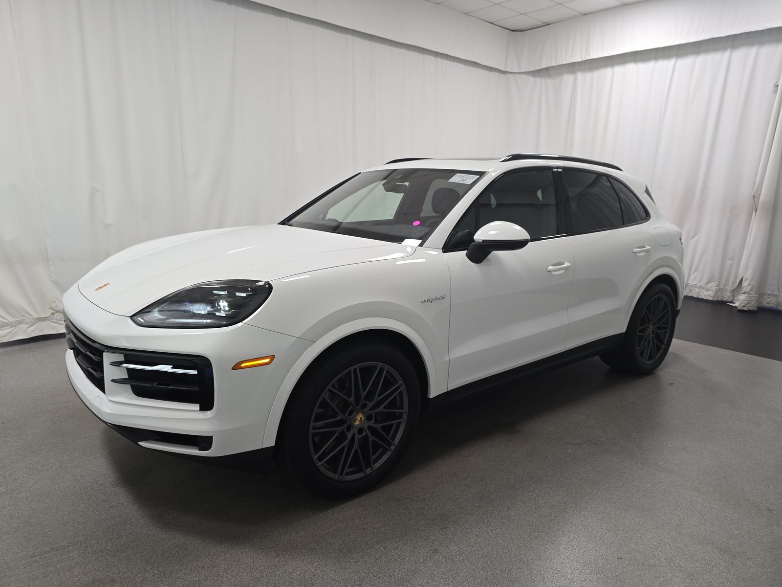 2024 Porsche Cayenne E-Hybrid
