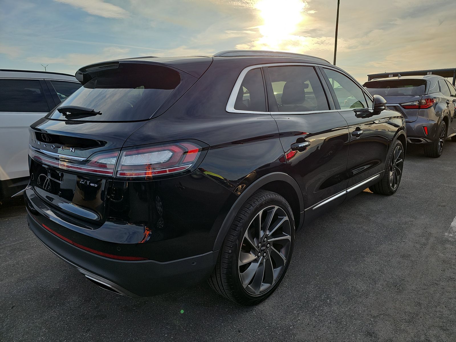 2019 Lincoln Nautilus Reserve AWD