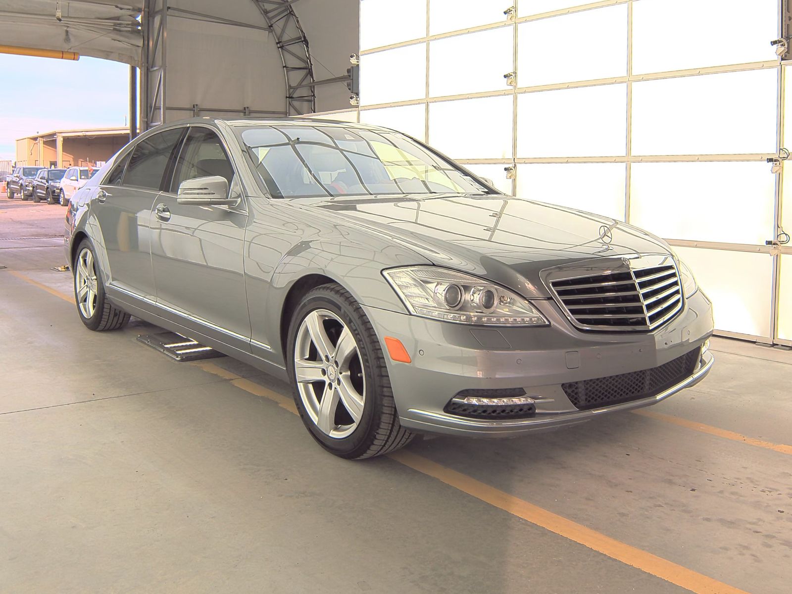 2011 Mercedes-Benz S-Class S 550 RWD