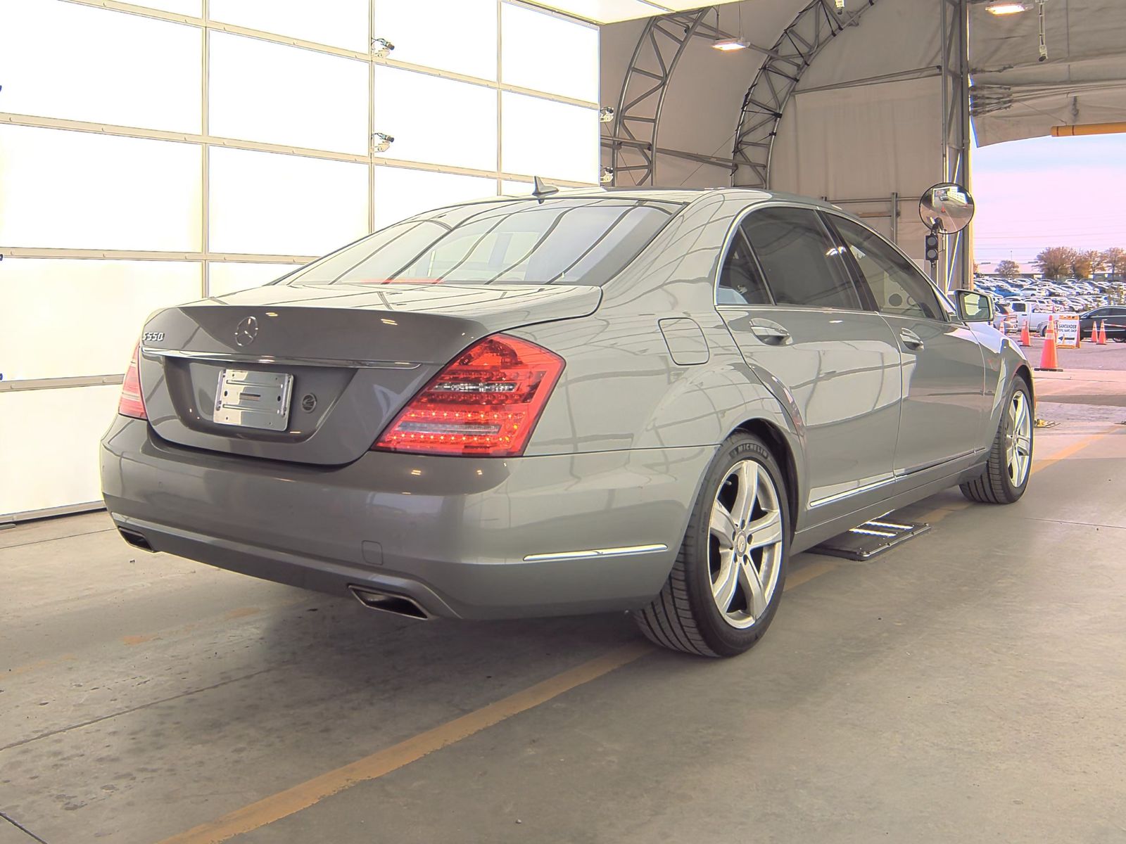 2011 Mercedes-Benz S-Class S 550 RWD