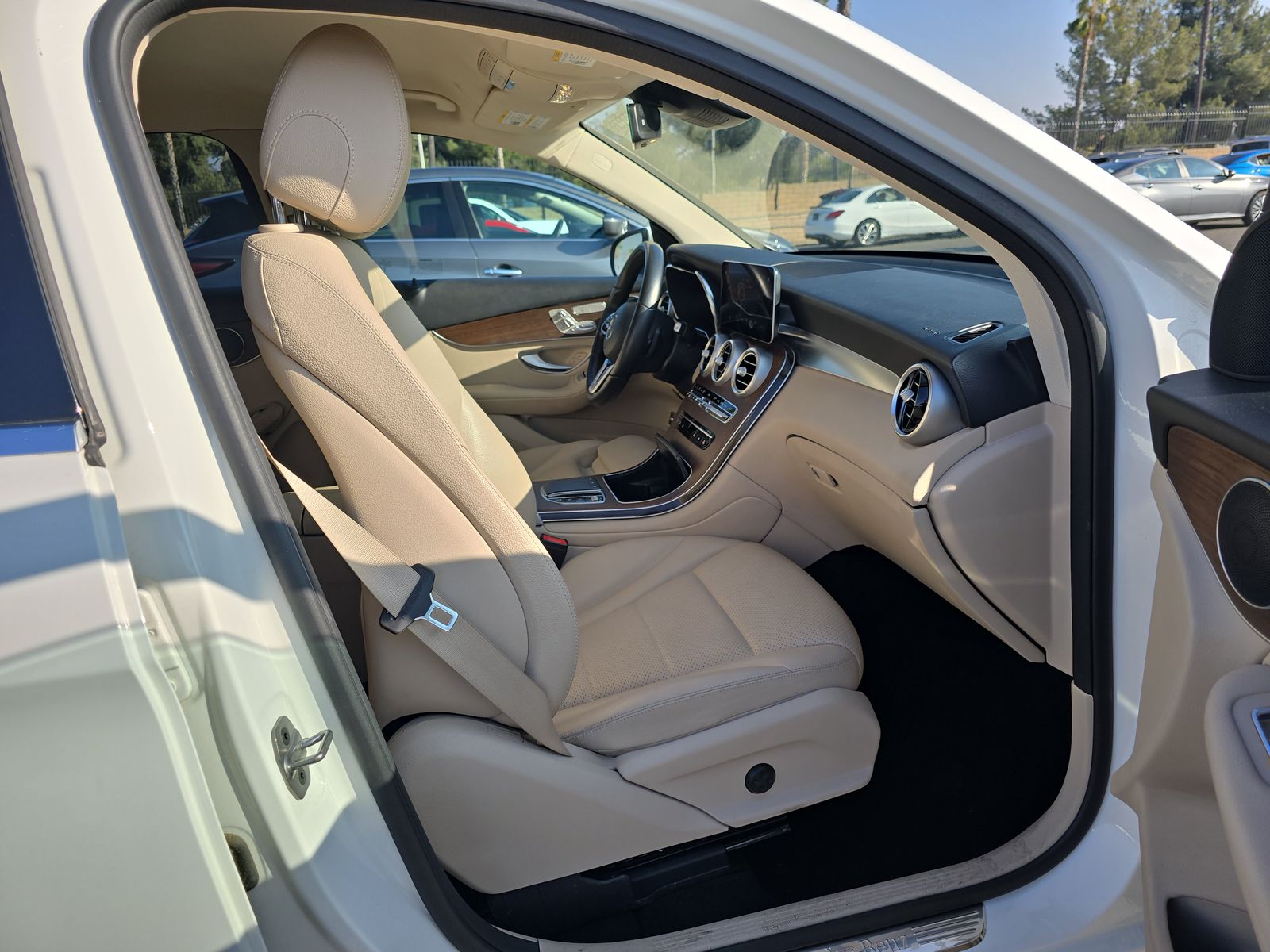 2022 Mercedes-Benz GLC GLC 300 RWD