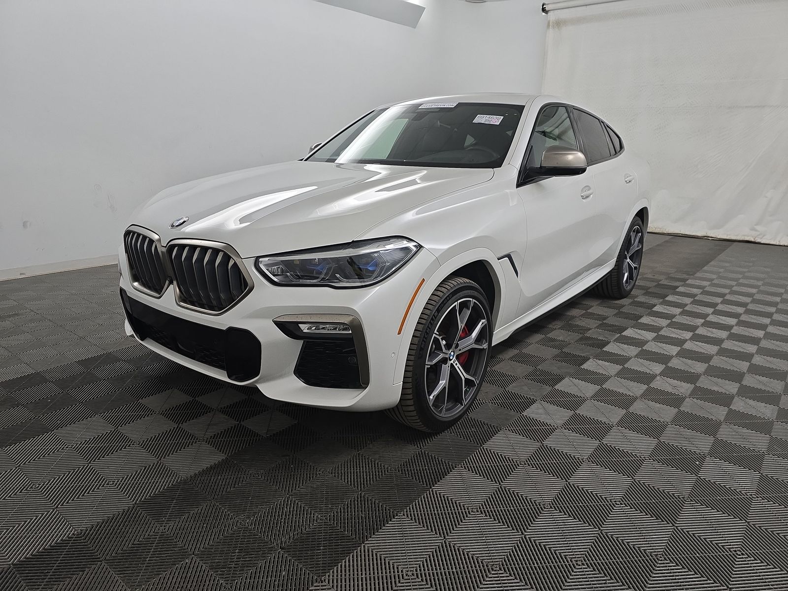 2021 BMW X6 Sports Activity Coupe M50i
